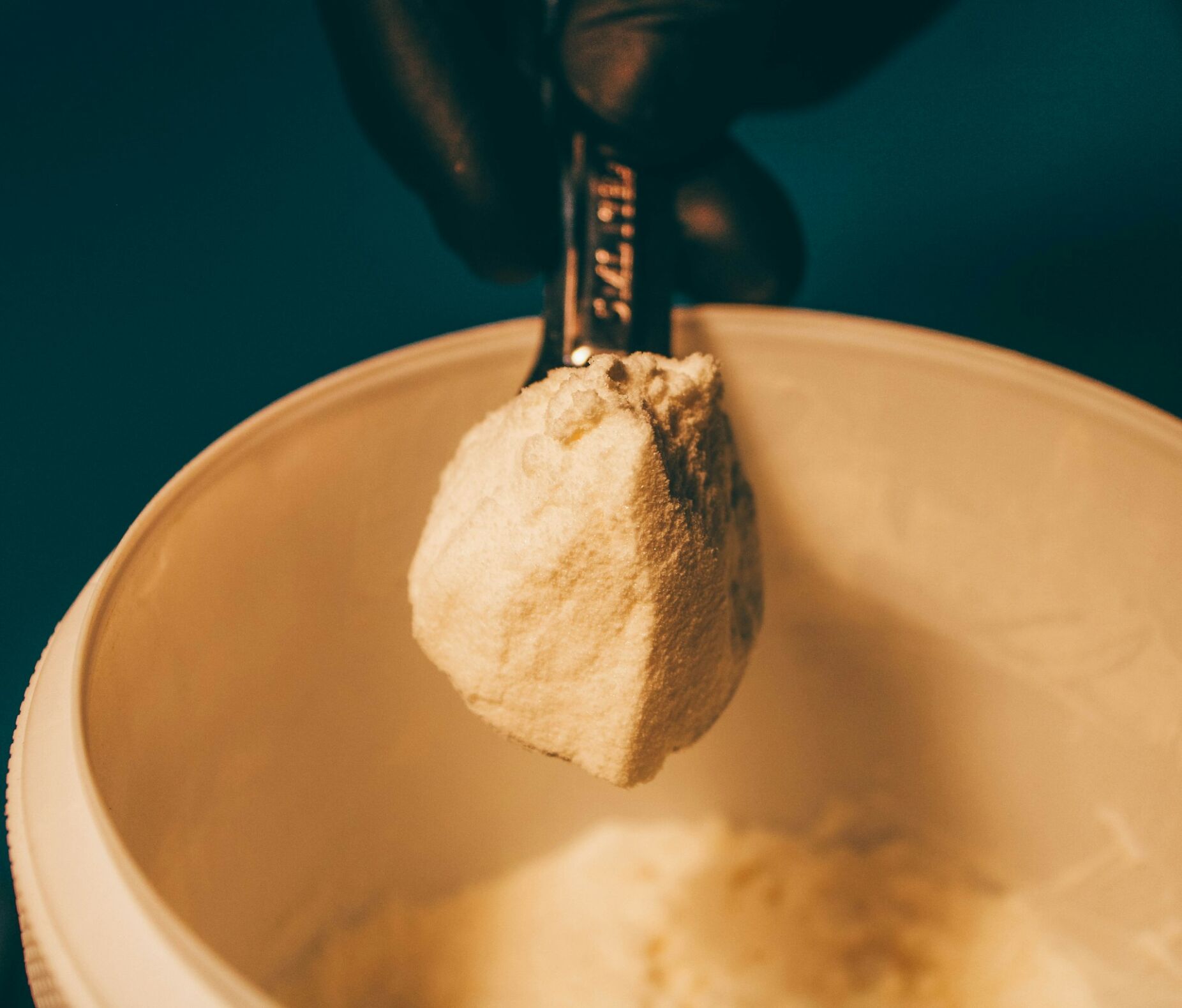 O que &eacute; melhor para os m&uacute;sculos: prote&iacute;na ou creatina?