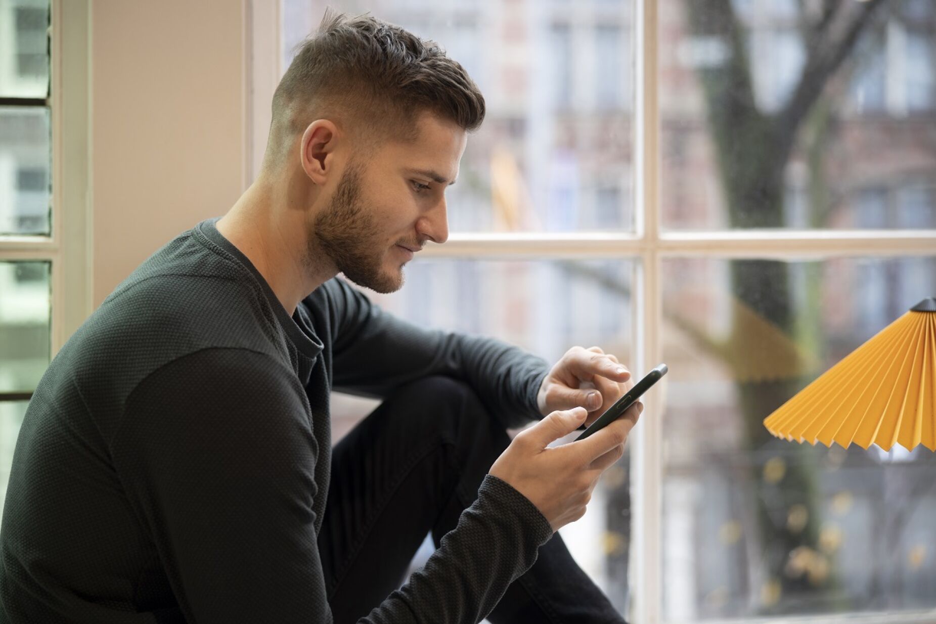 Aprenda a libertar espa&ccedil;o no telem&oacute;vel sem ter de apagar nada