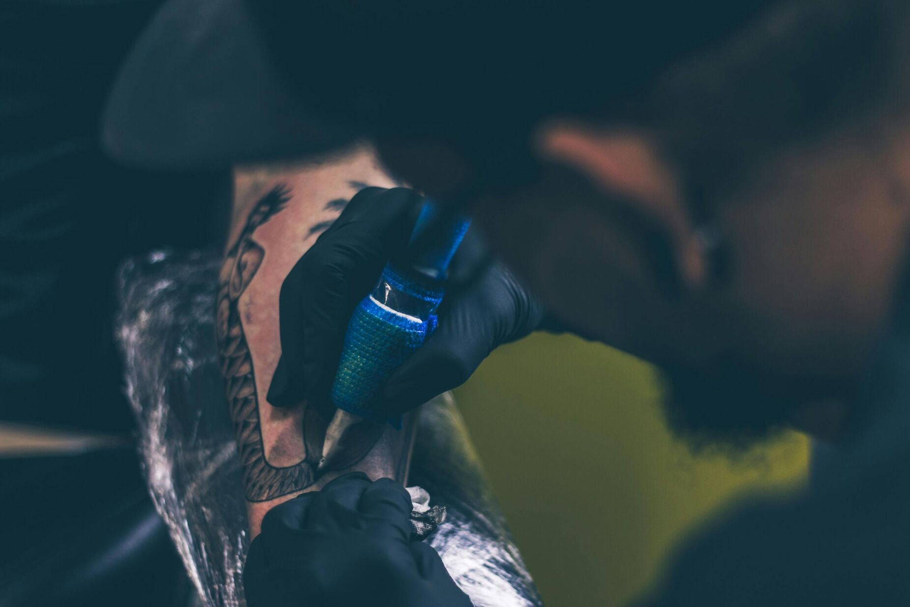 Que cuidados deve ter depois de fazer uma tatuagem