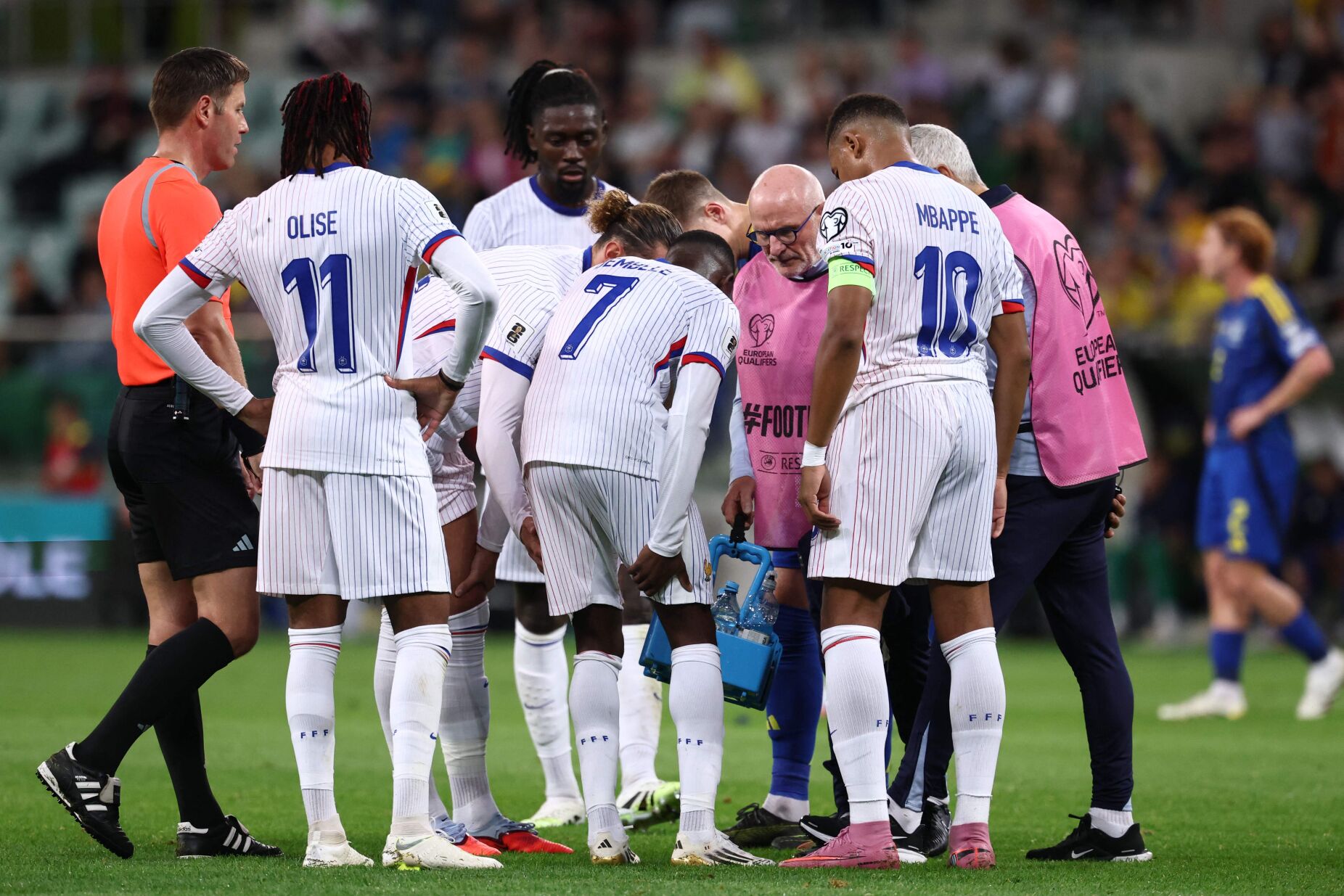 Dembélé vai falhar reencontro com o Barcelona na Liga dos Campeões