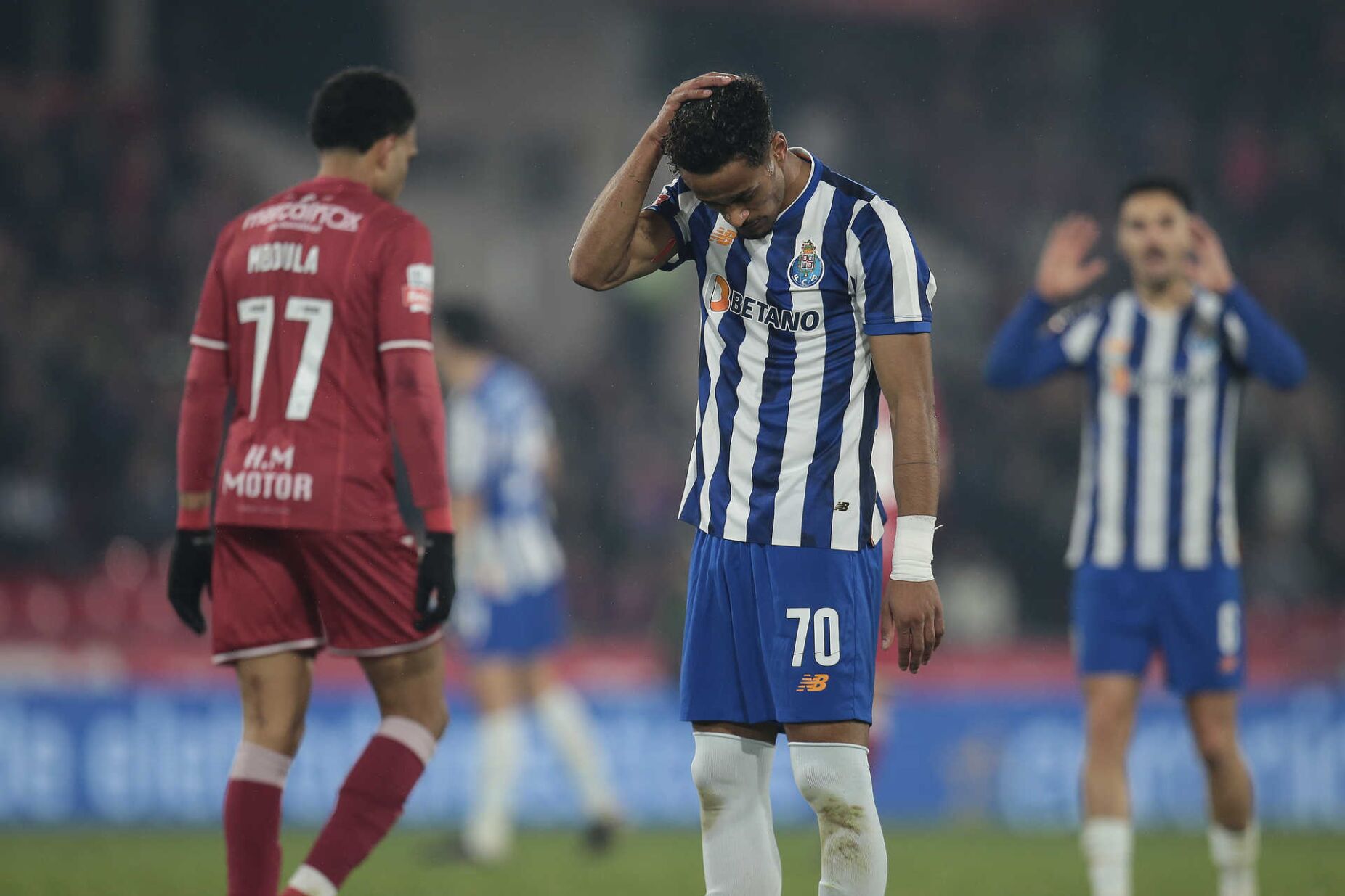 FC Porto: não convocados e toda a estrutura chamados ao Estádio do Dragão
