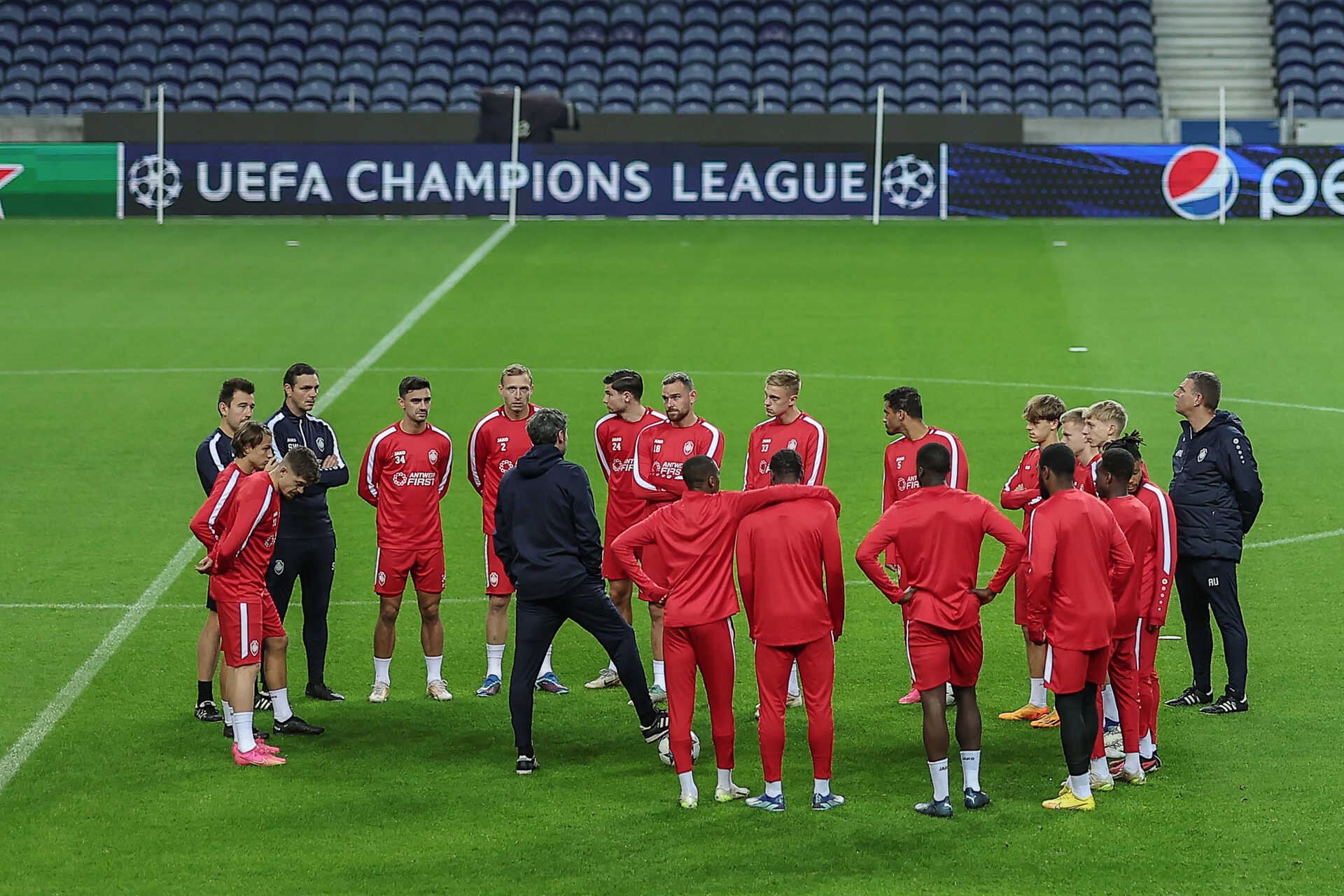 Perfil da Uefa erra e antecipa final da Champions com Real