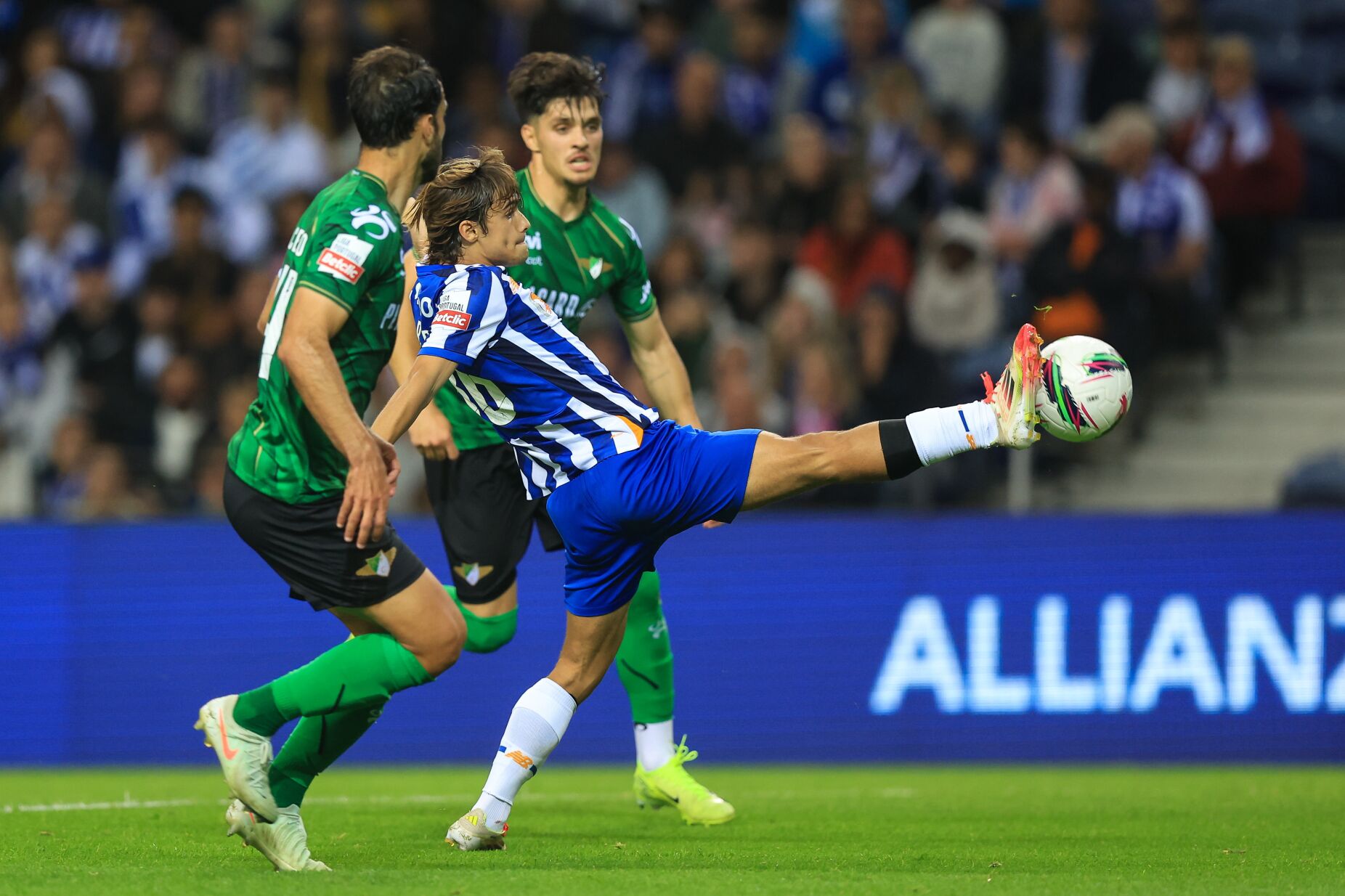 Rodrigo Mora: "O Dinis Pinto começou a falar, ele desafiou, eu aceitei e deu golo..."