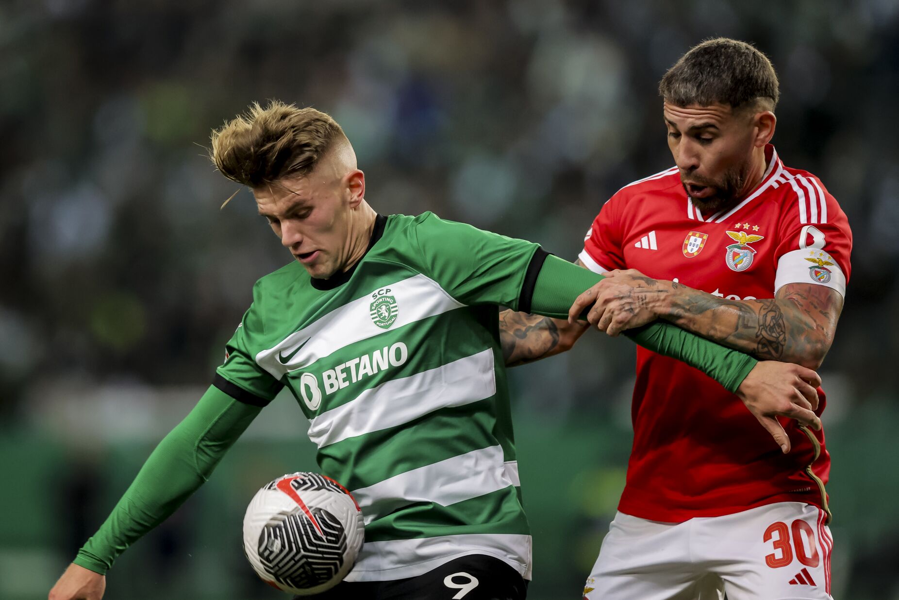 Schmidt e Amorim a caminho de final inédita: os onzes prováveis para o dérbi