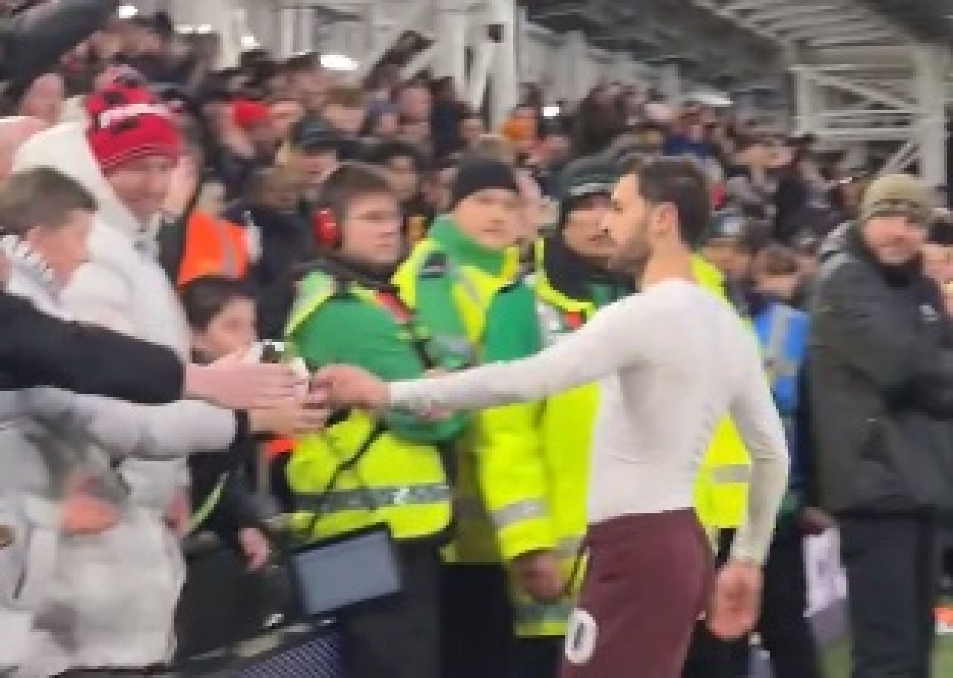 VÍDEO: Bernardo marca, City dá a volta ao Luton e volta aos triunfos