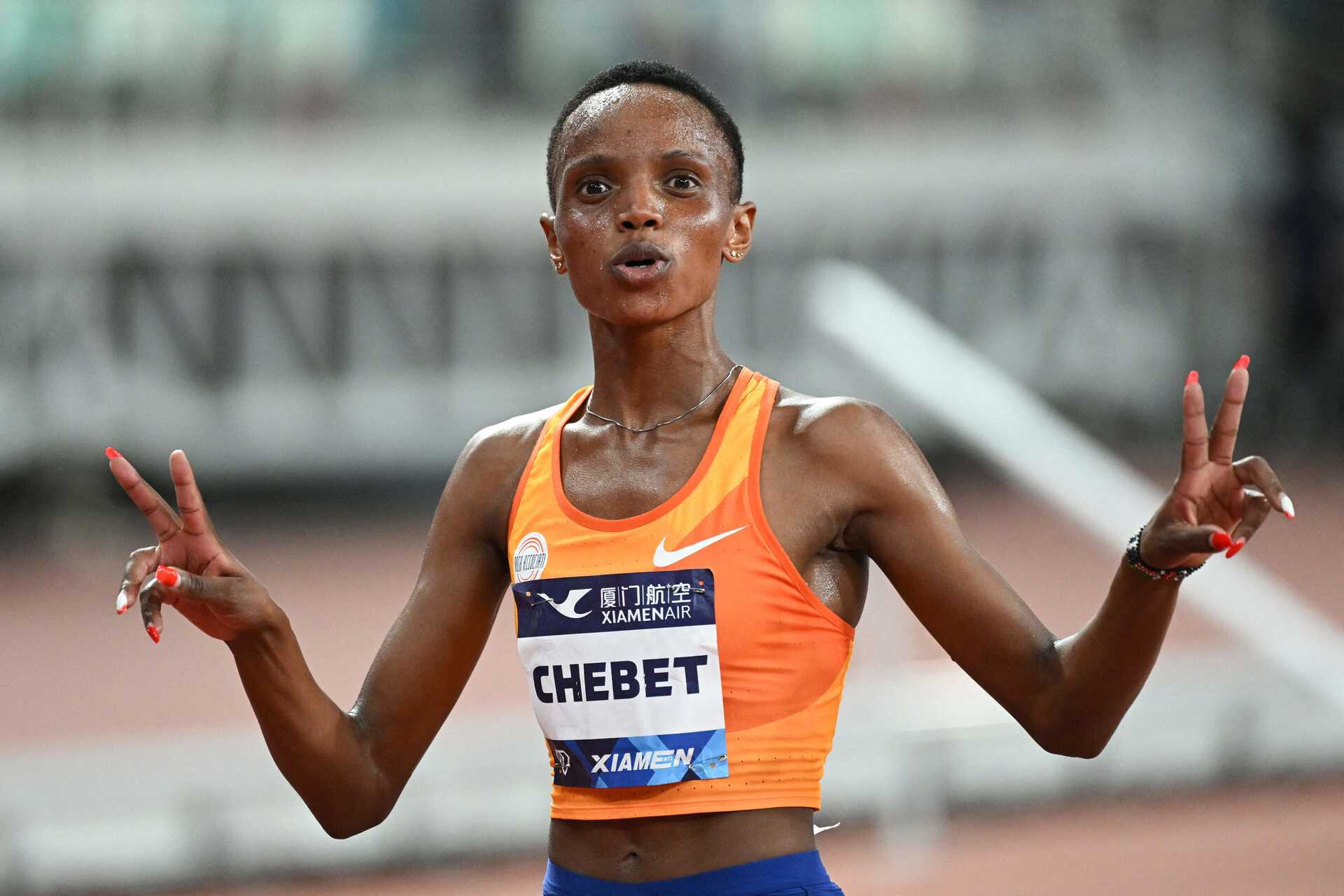 Beatrice Chebet Bate Recorde Mundial Feminino Dos Km Em Estrada