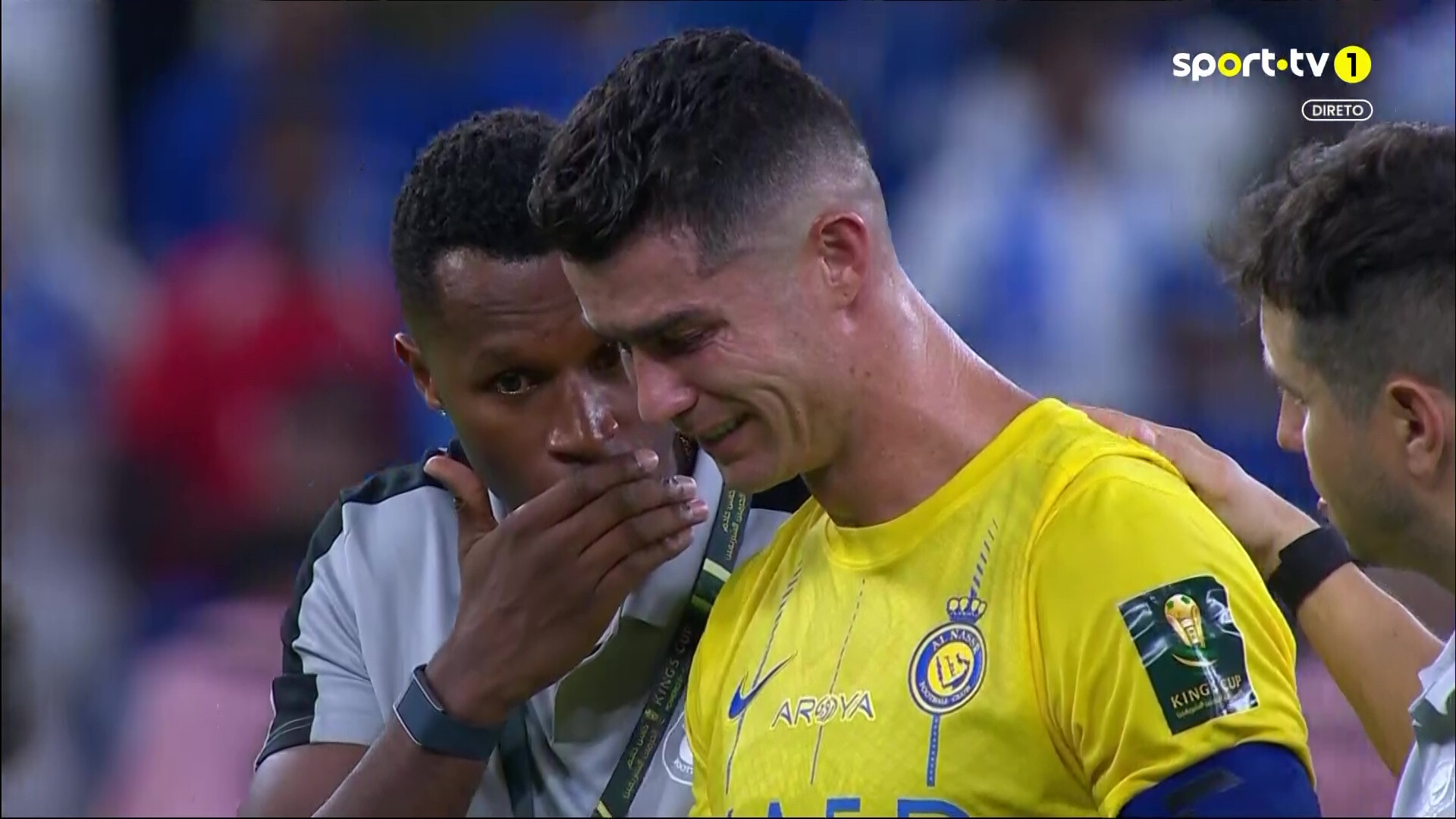 Cristiano Ronaldo chora inconsolável após perder a Taça do Rei da Arábia  Saudita. Veja as imagens