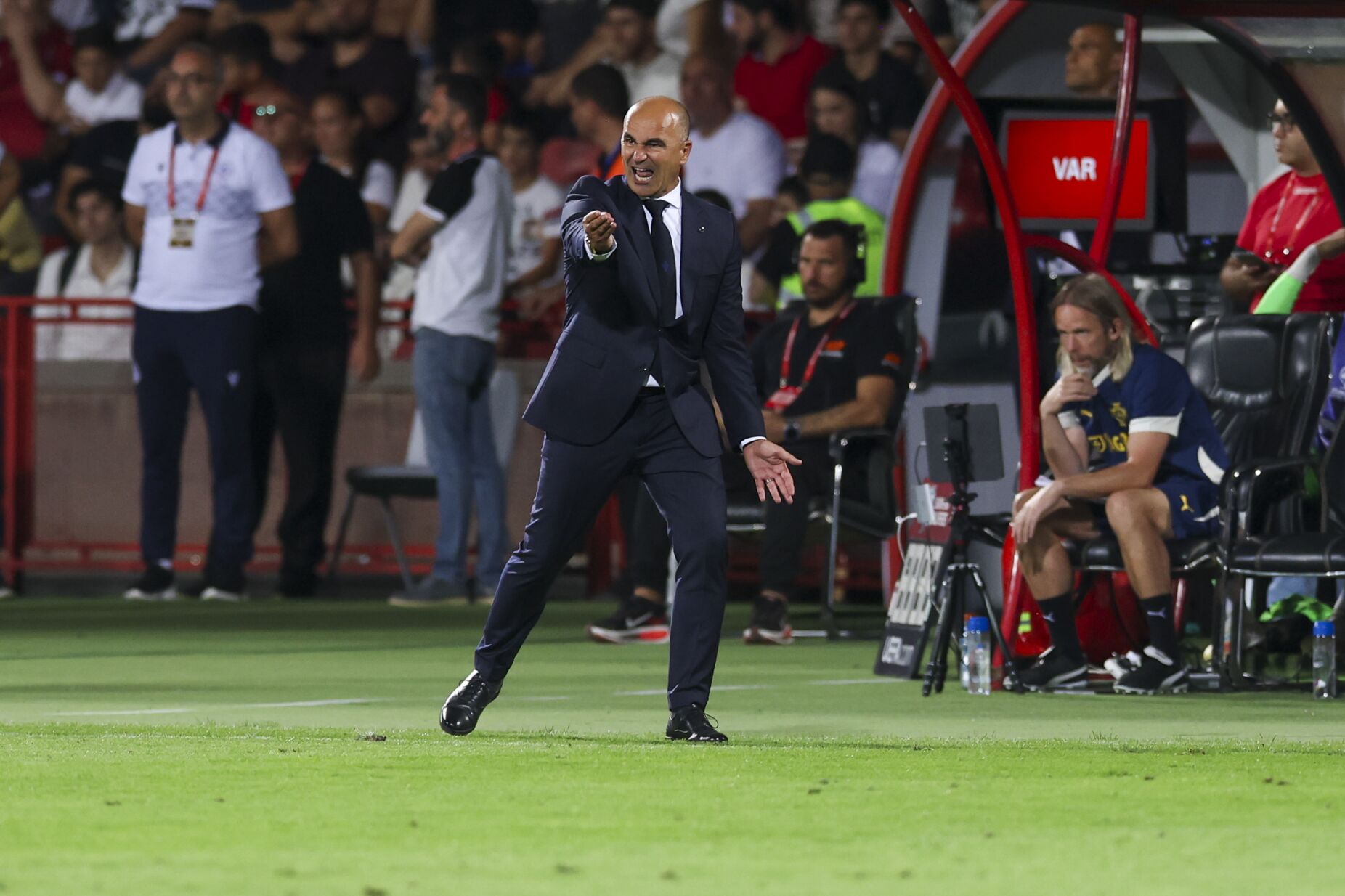 Roberto Martínez após goleada: "Foi um desempenho completo"