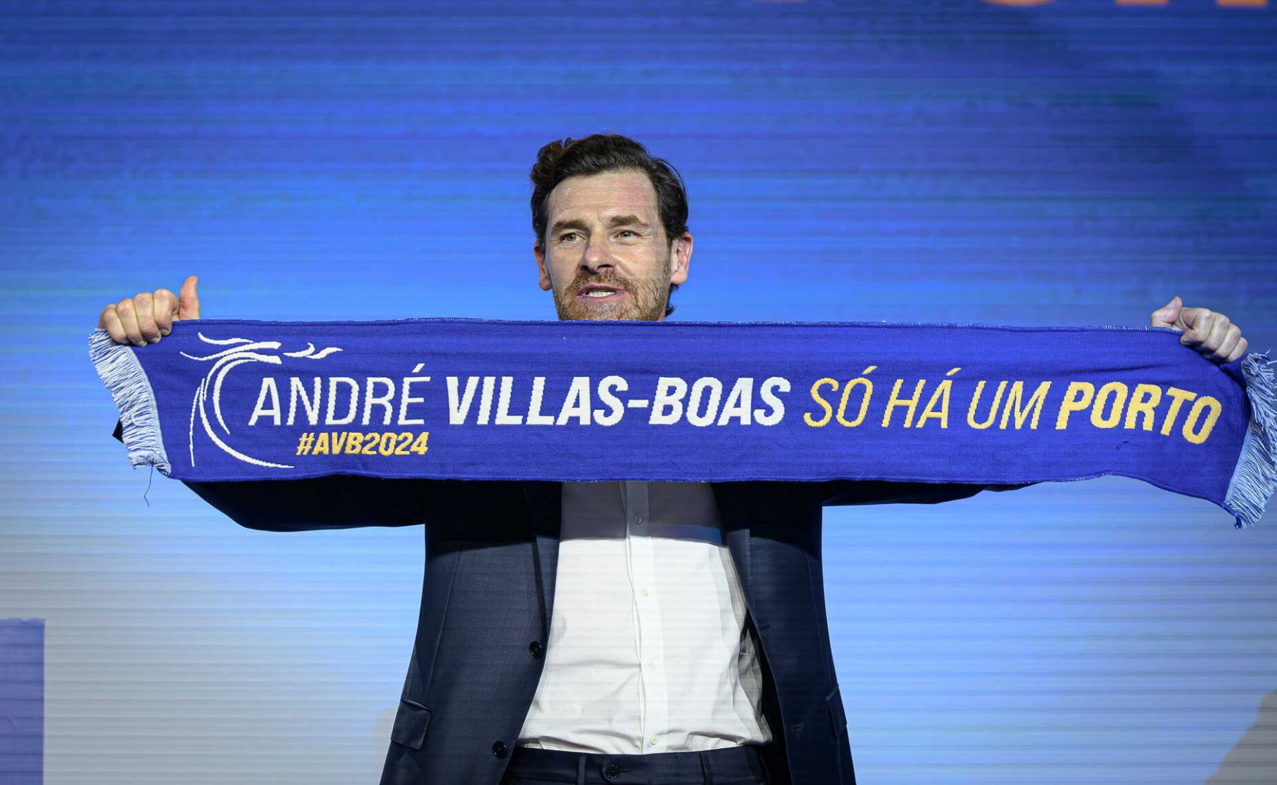 Villas-Boas: "Entristece-me que 88% dos sócios do FC Porto estejam em três distritos. 12% do nosso universo são os bravos num deserto"