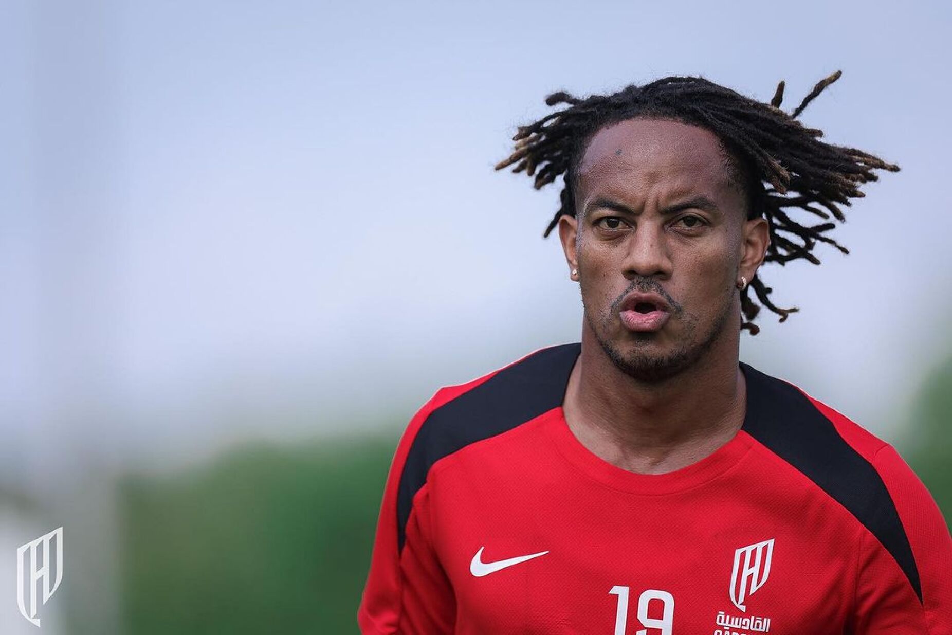 André Carrillo rescindiu na Arábia Saudita e tem convites do Peru e do Brasil