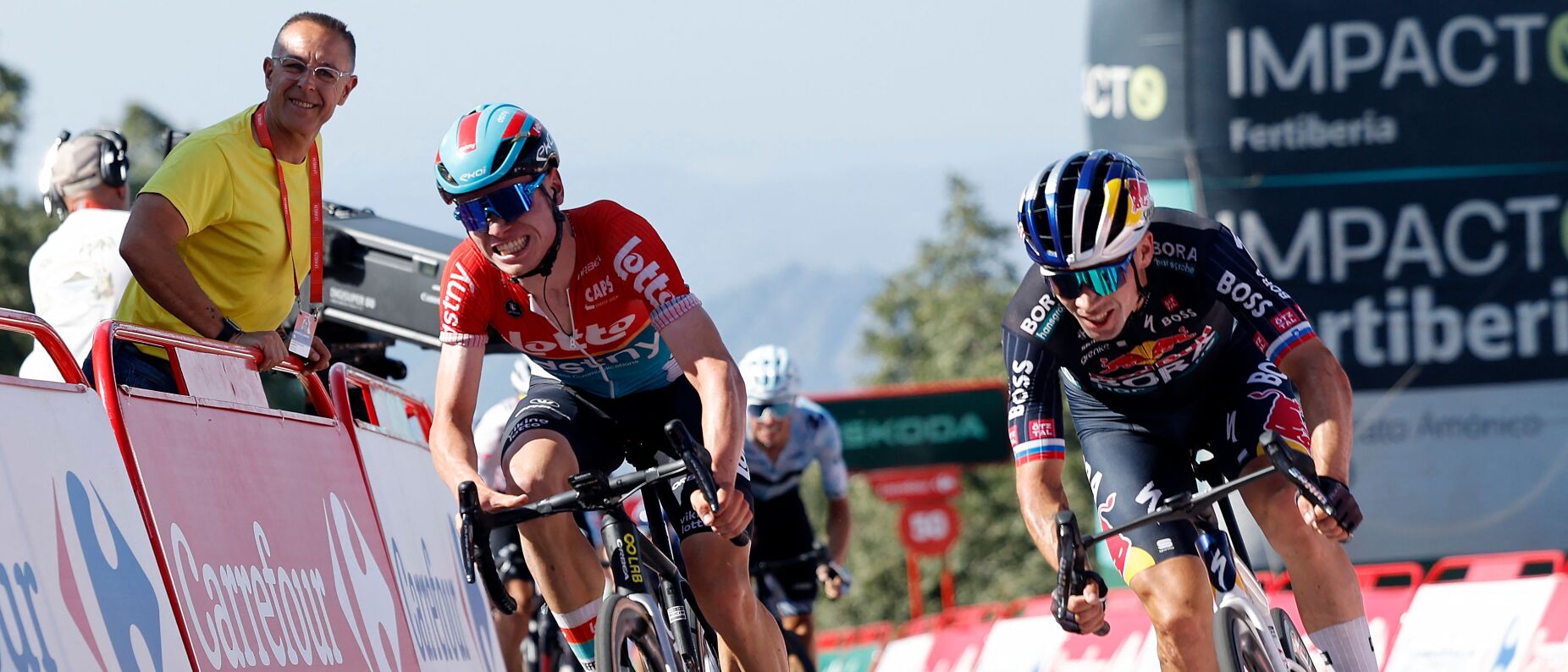 Vuelta: Almeida cumpre no primeiro teste de montanha e é segundo da geral