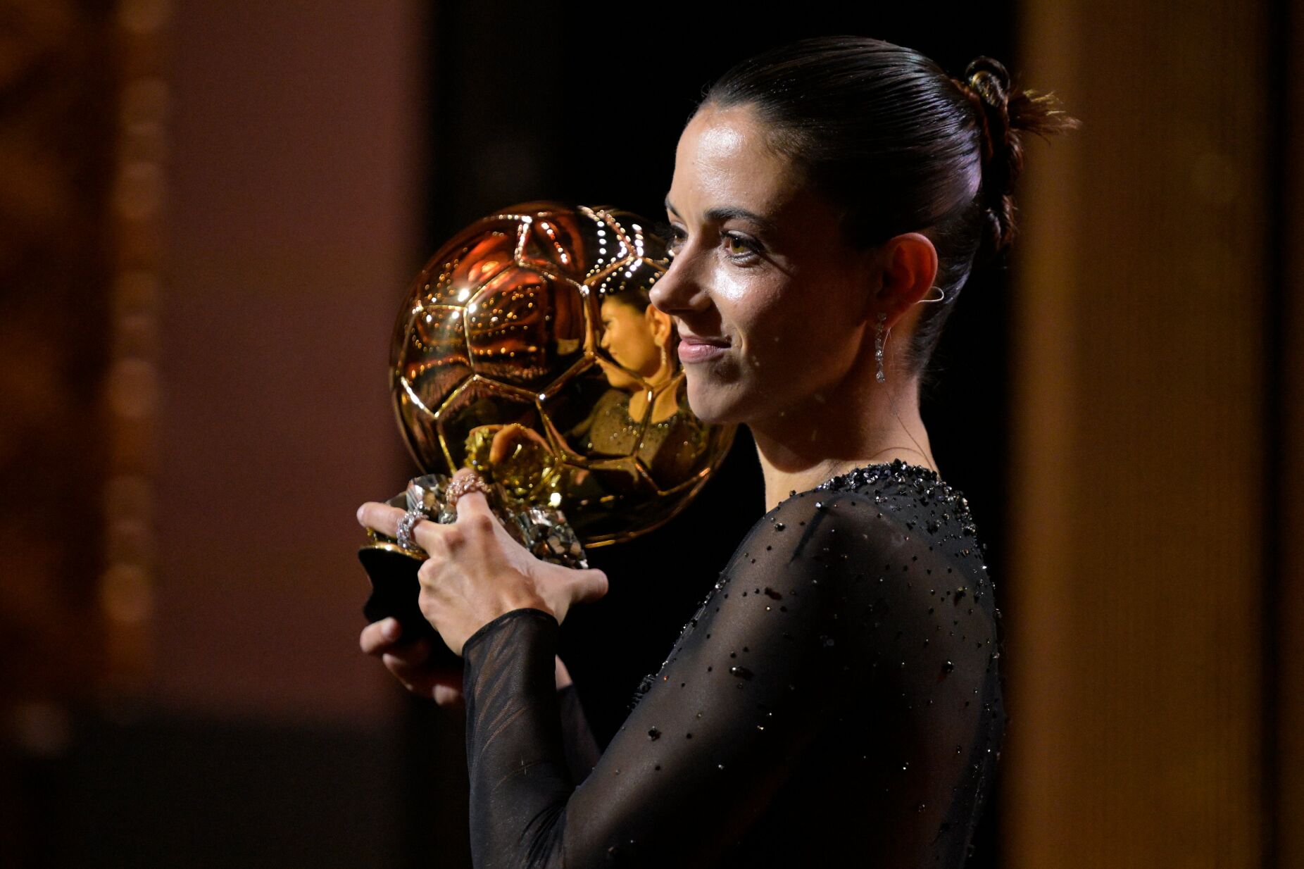 Aitana Bonmatí vence prémio de melhor jogadora do Mundial de
