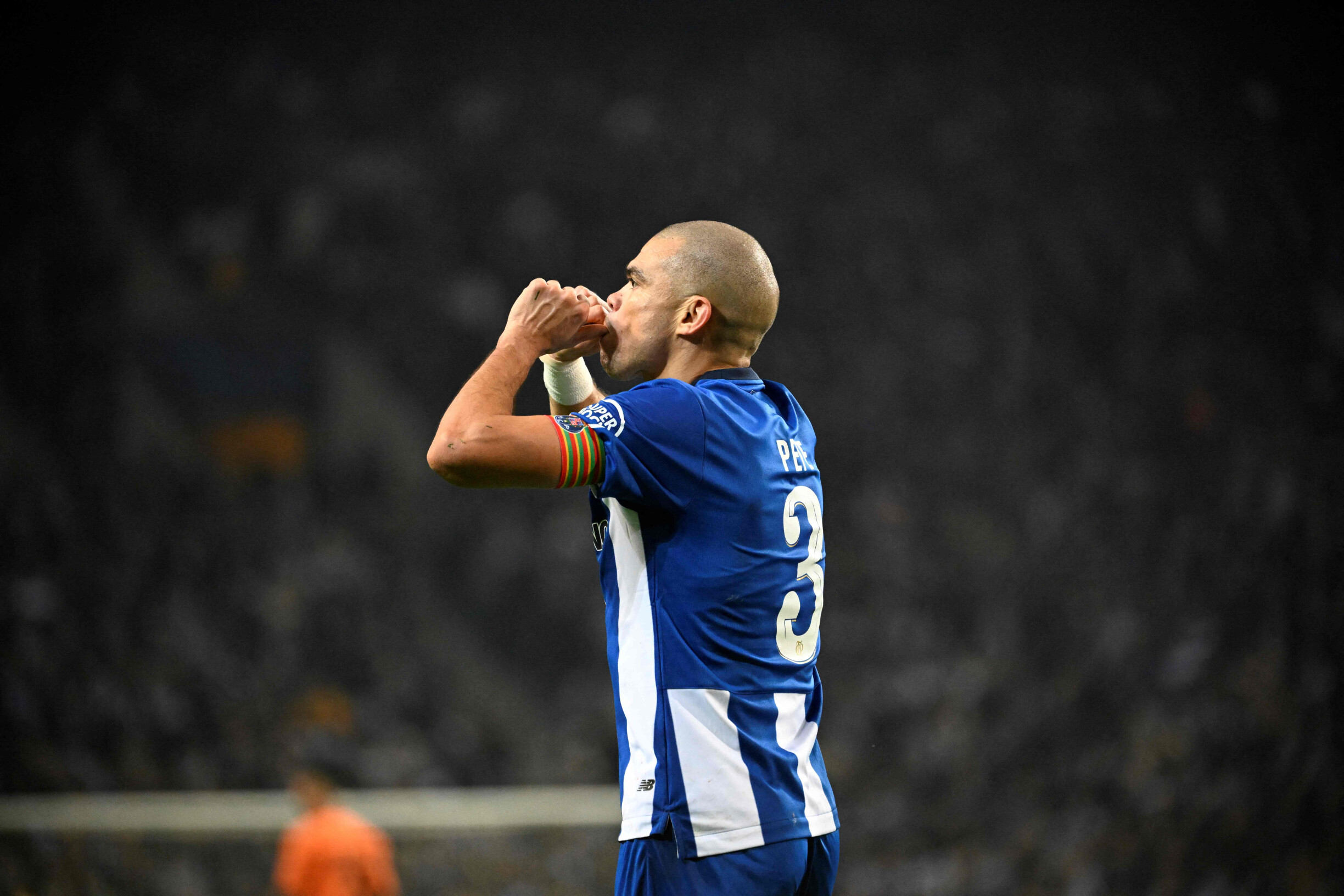 Gabriel Veron fora dos eleitos do FC Porto para a Champions - A