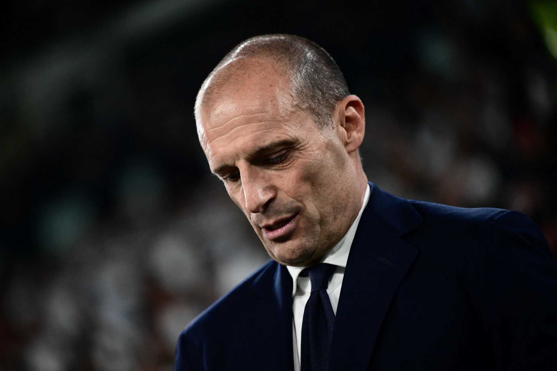 Milan formaliza proposta por Massimiliano Allegri
