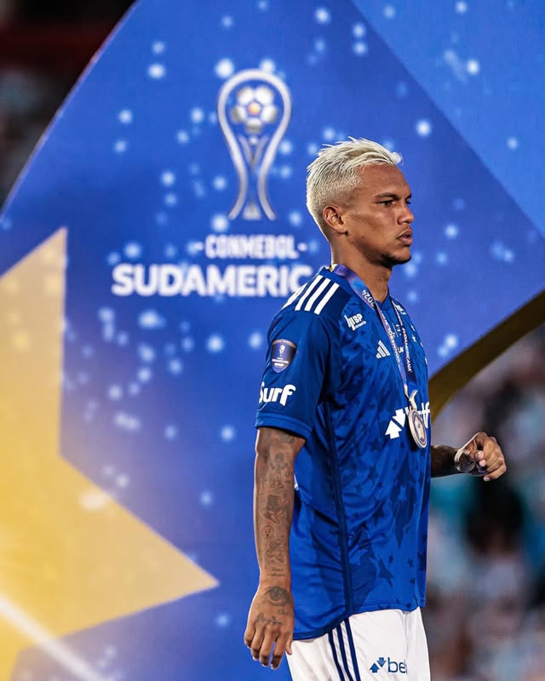 Veron volta este domingo e SAD do FC Porto procura solução definitiva