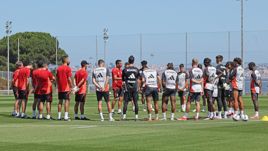 Benfica B Realizou Primeiro Treino Da Nova época No Seixal