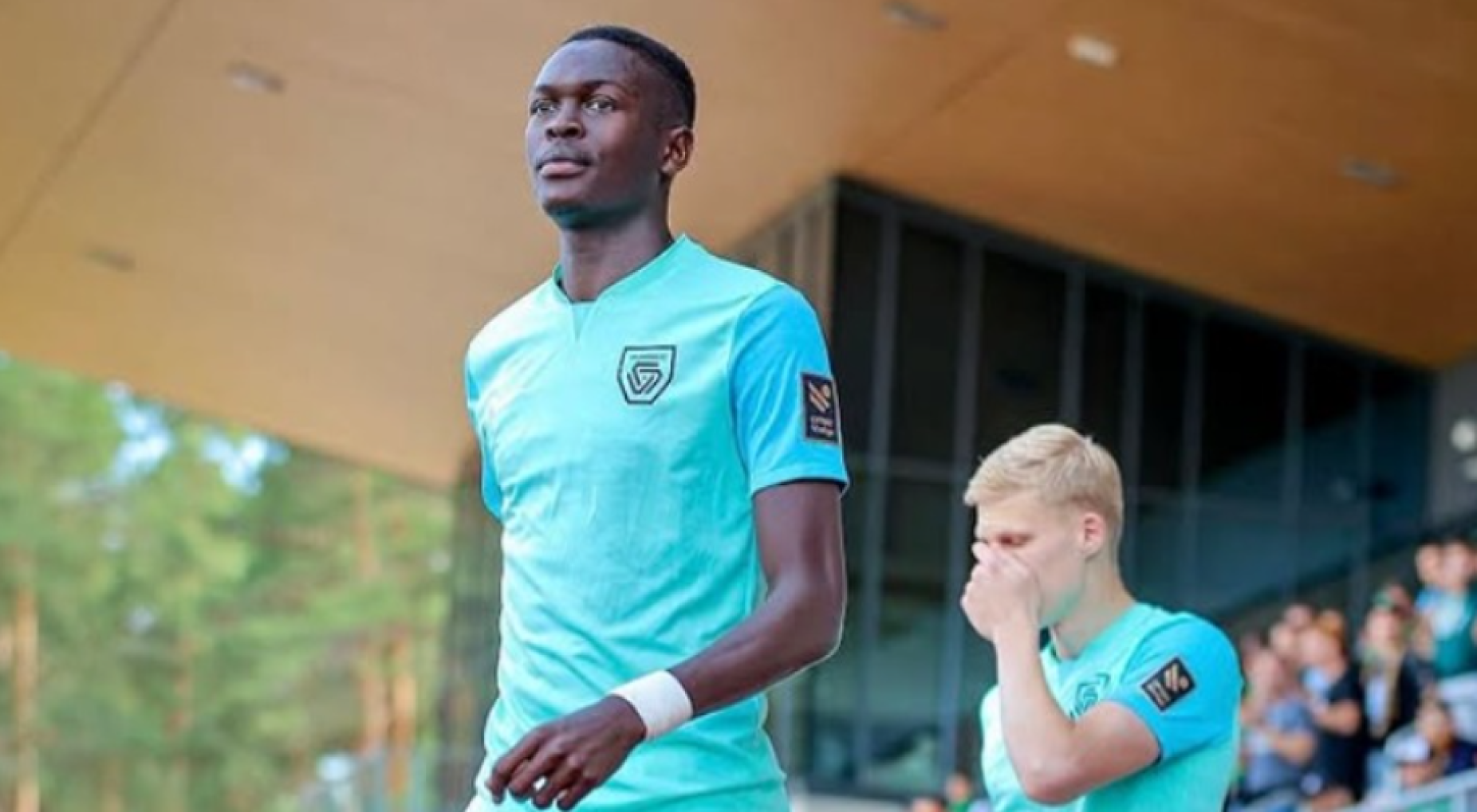 Alioune Ndoye confirmado como reforço do Vitória