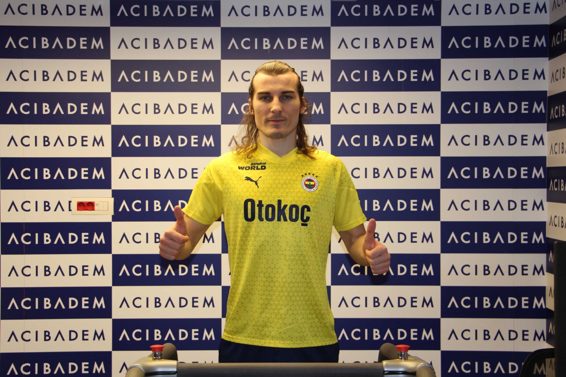 Fenerbahçe confirma contratação de Soyuncu, que esteve na mira do FC Porto