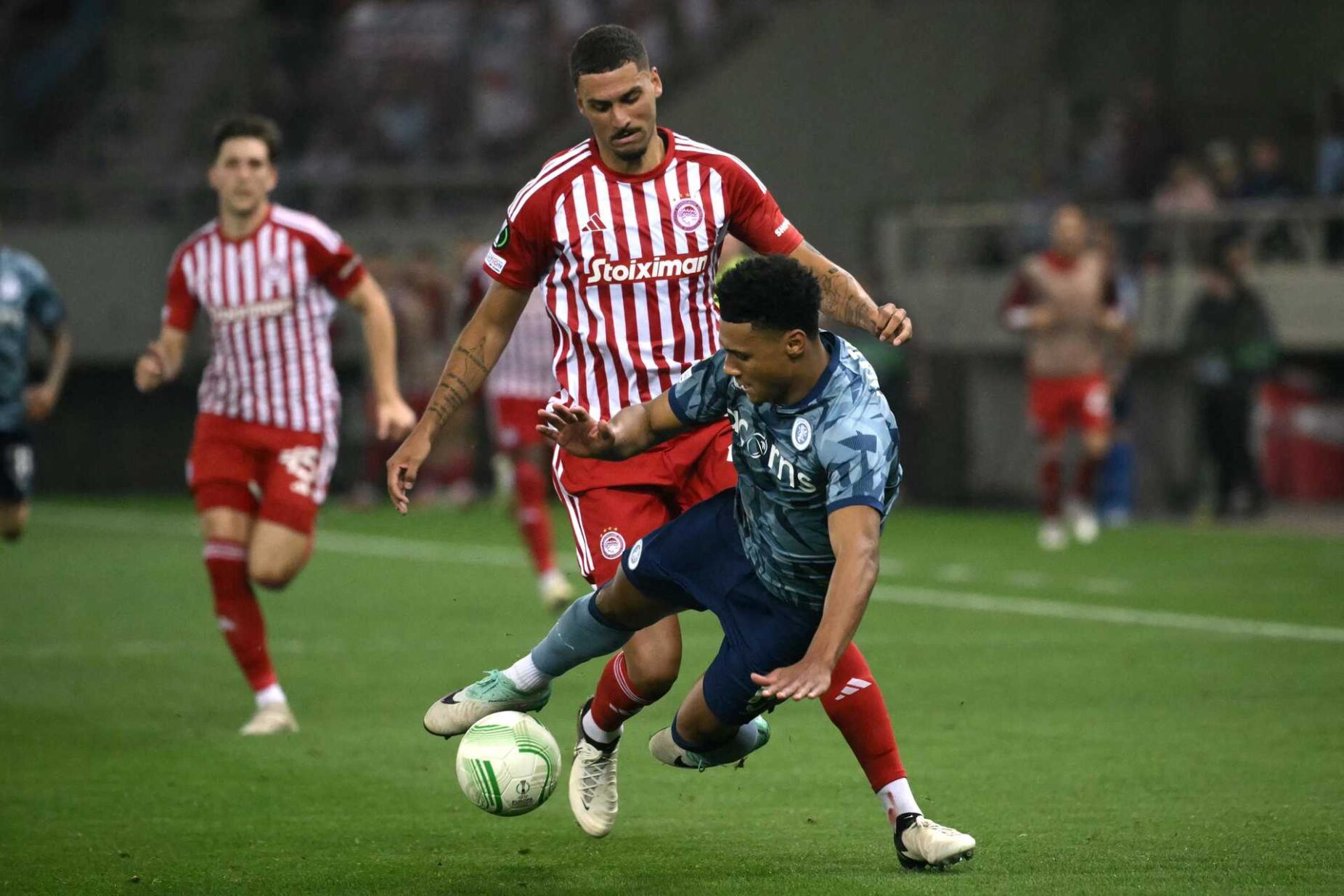 Olympiacos vai devolver David Carmo e Fran Navarro ao FC Porto