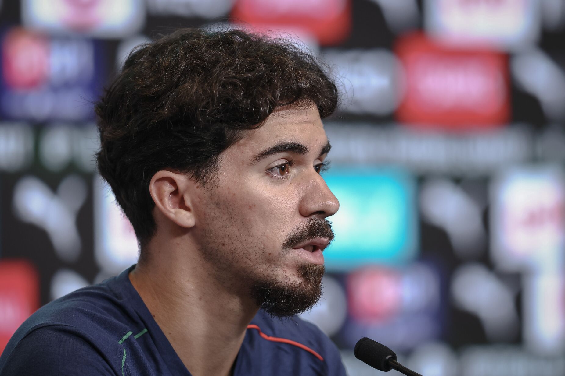 Vitinha: "É a melhor profissão do mundo, mas é muito duro"