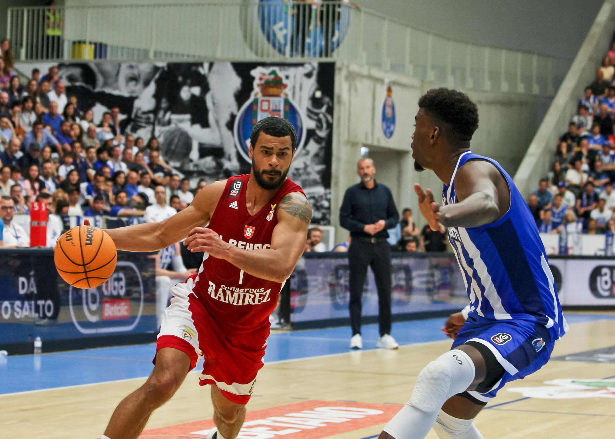 Benfica perde com Galatasaray na Liga dos Campeões de basquetebol