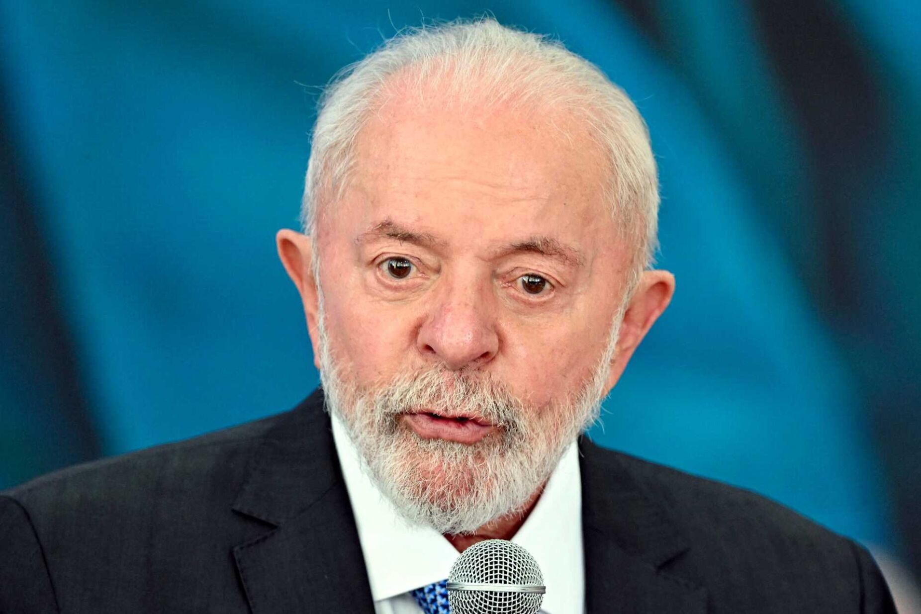 Lula da Silva quer seleção só com jogadores que atuam no Brasil