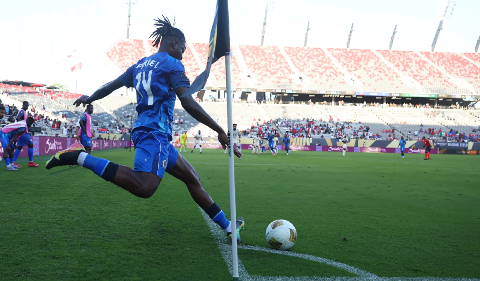 Leverton Pierre reforça o meio-campo do Vizela por uma temporada