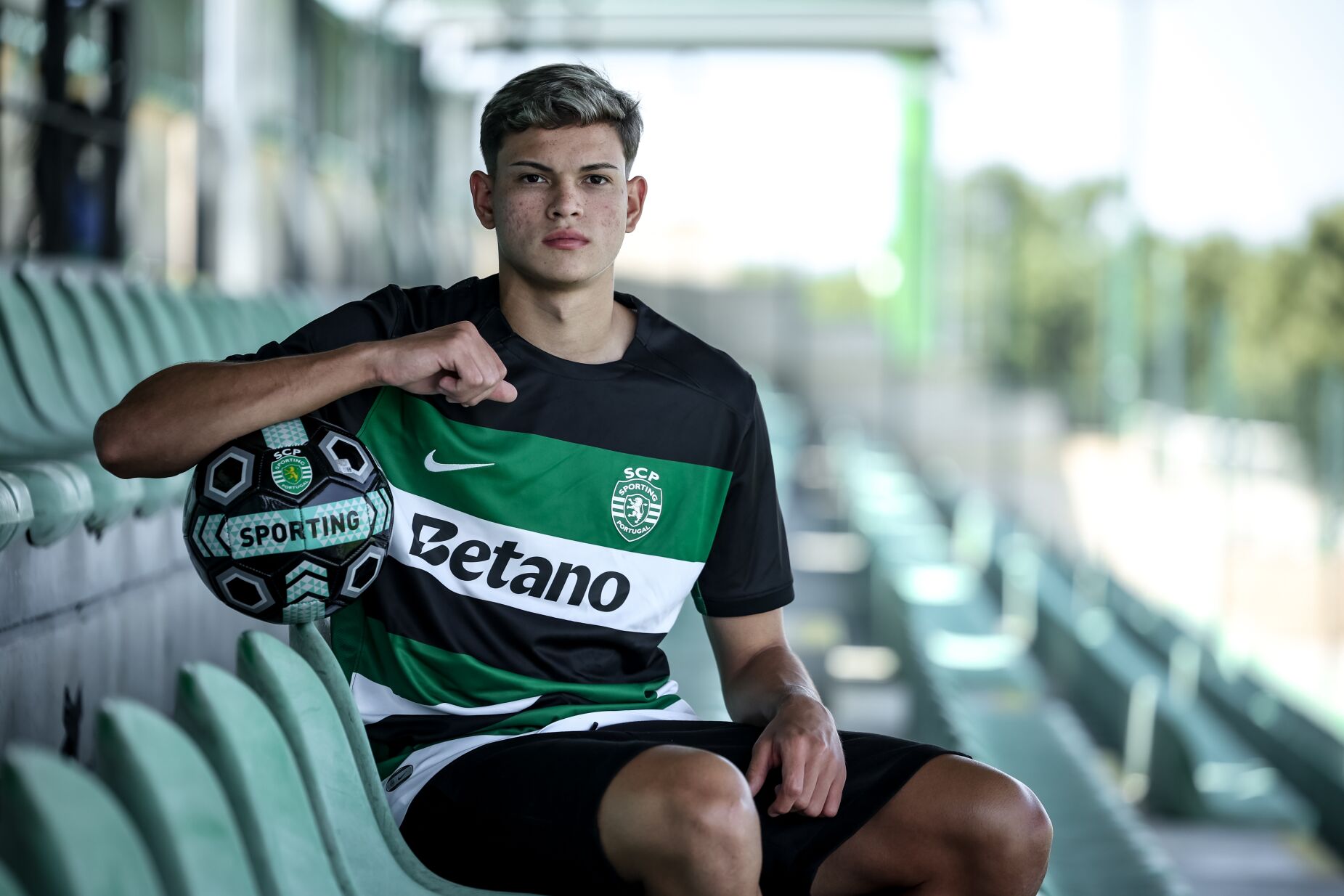 Bruno Ramos estreia-se a titular. Confira o onze do Sporting em Portimão