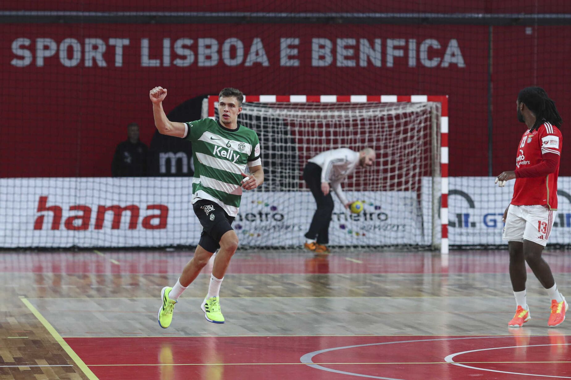 Sporting vence Benfica na Luz