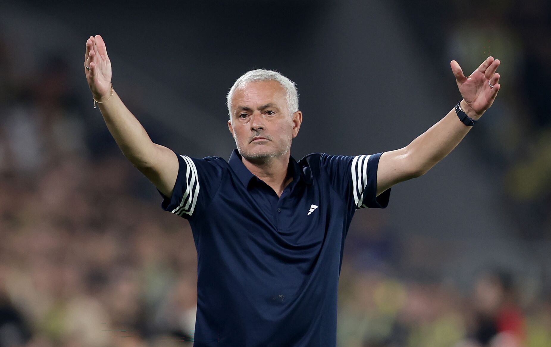 Mourinho: "O meu país não aceitaria que treinasse primeiro uma seleção que não a minha"