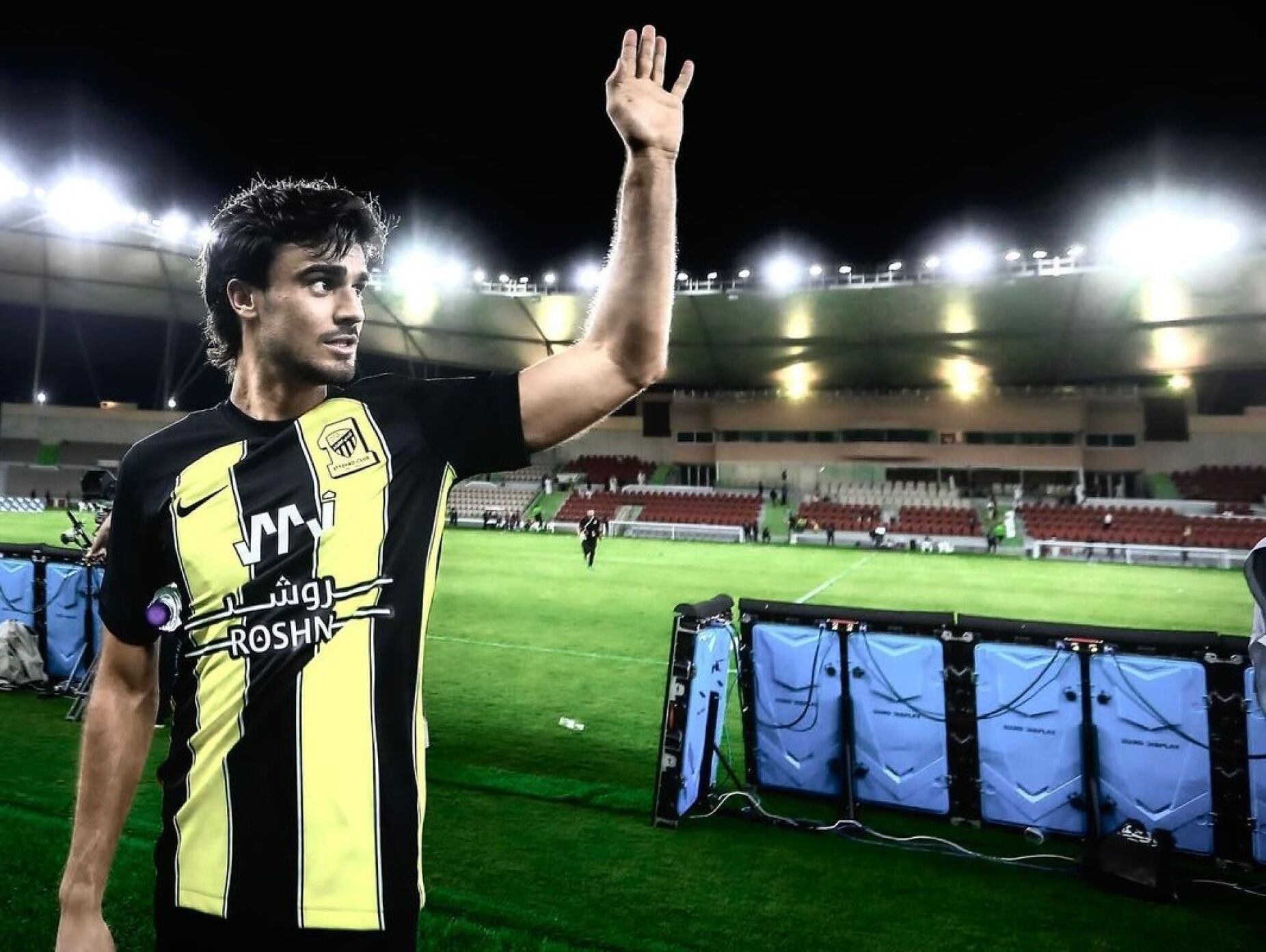 Jota volta ao futebol europeu por empréstimo do Al Ittihad