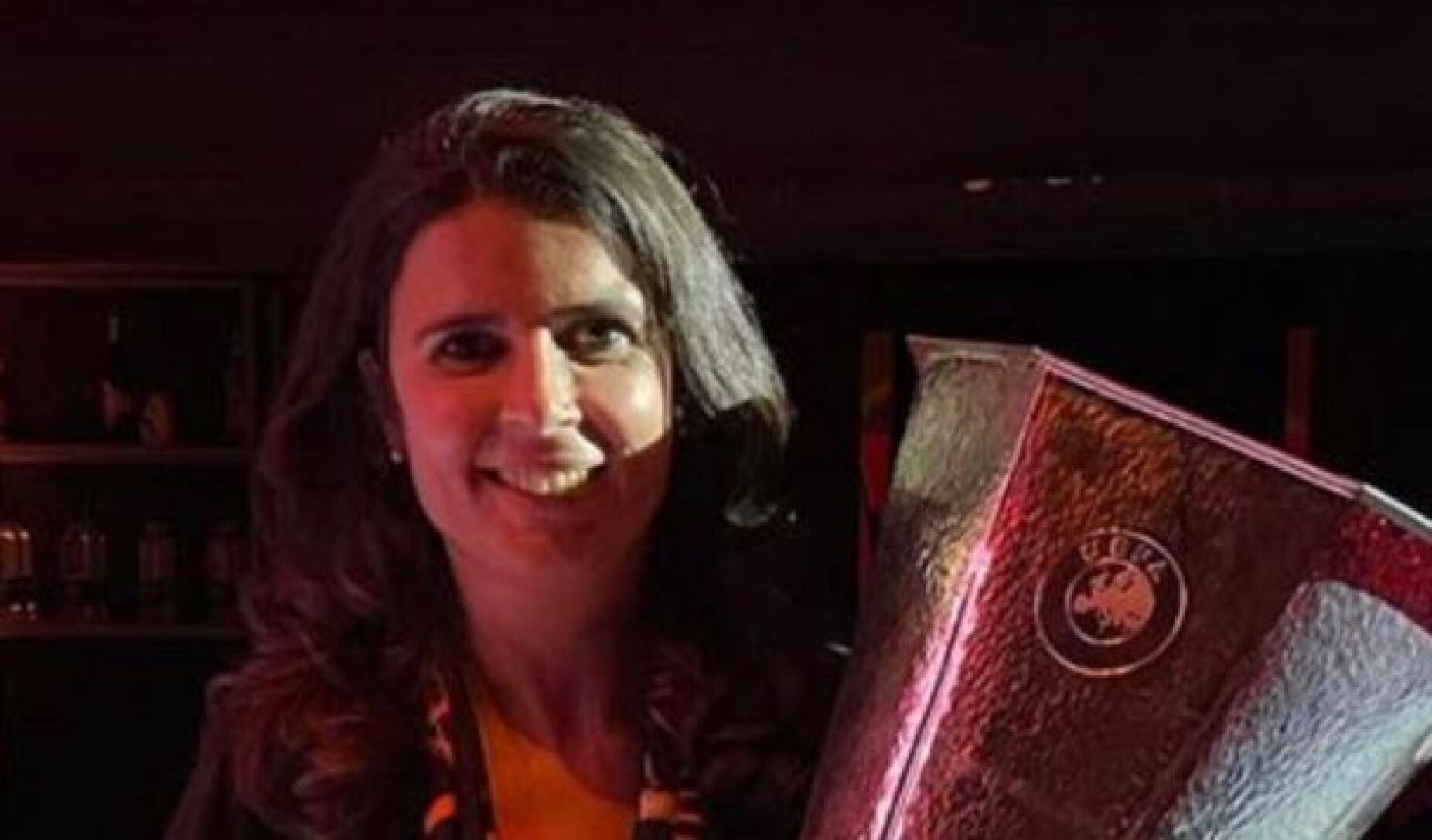 Helena Costa, a primeira mulher a treinar uma equipa masculina, deixa Watford