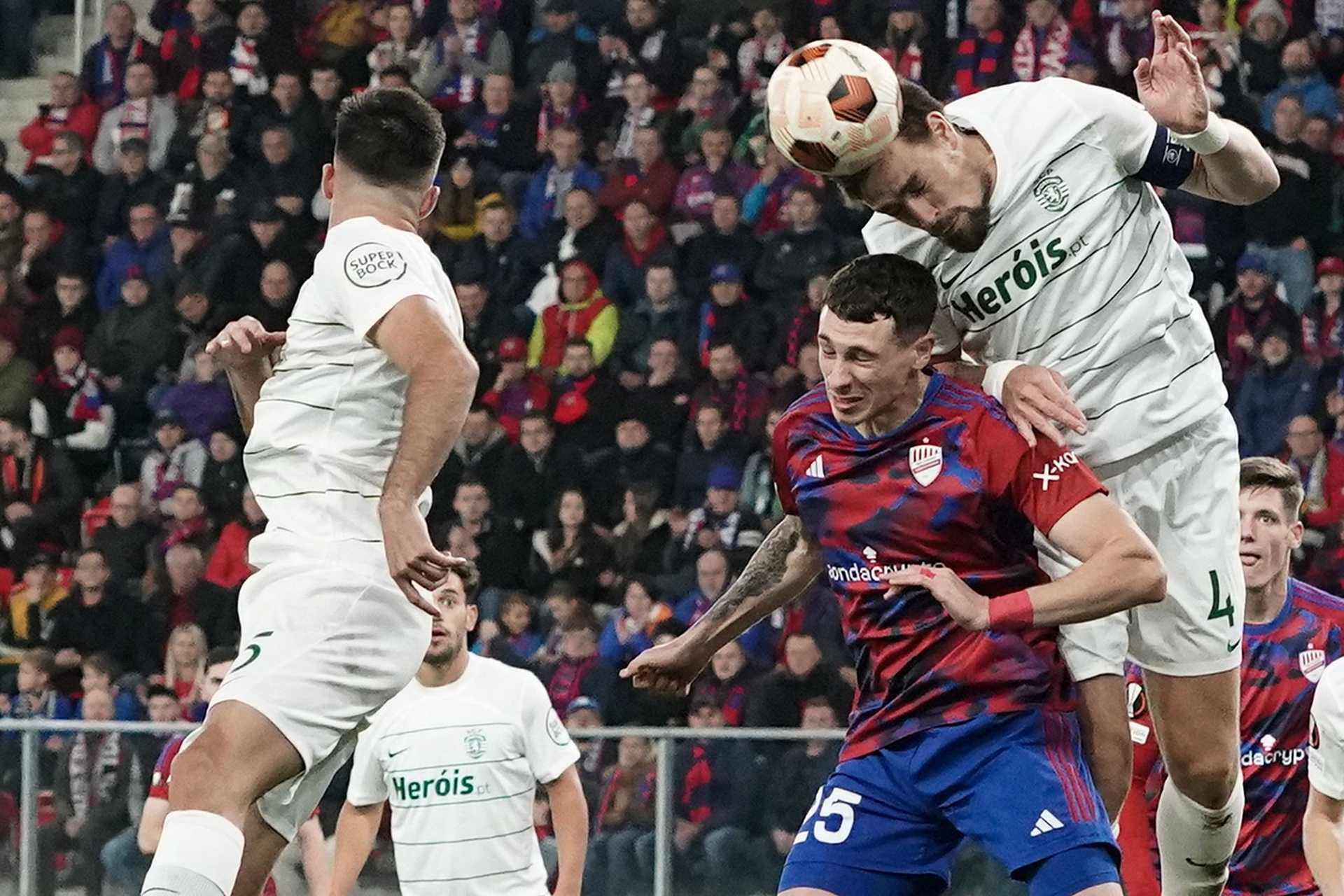 Liga Europa: Golo de Coates garante o empate no último minuto