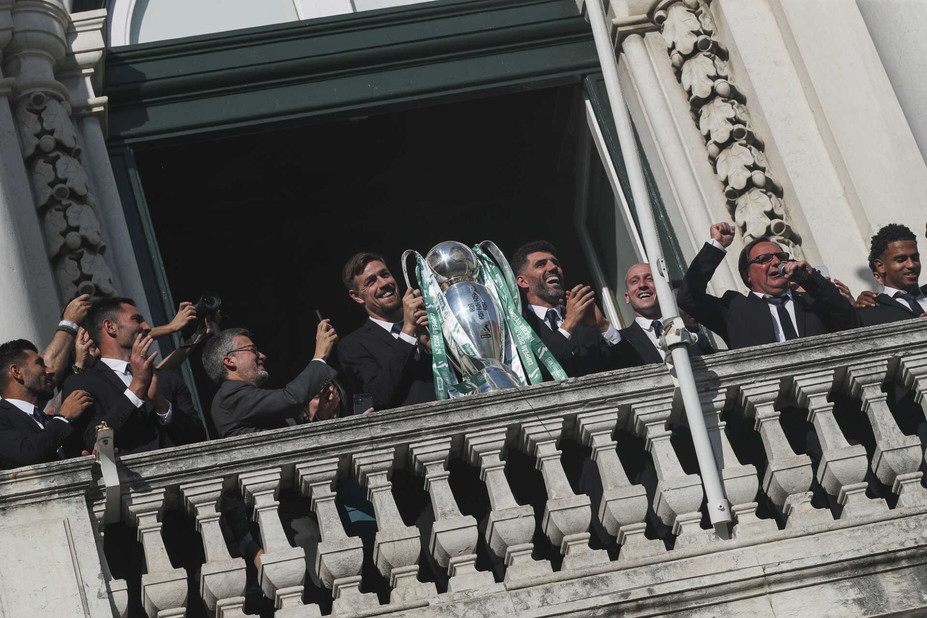 Assembleia Municipal de Lisboa reconhece 24º título do Sporting: "Mais de três milhões de simpatizantes"