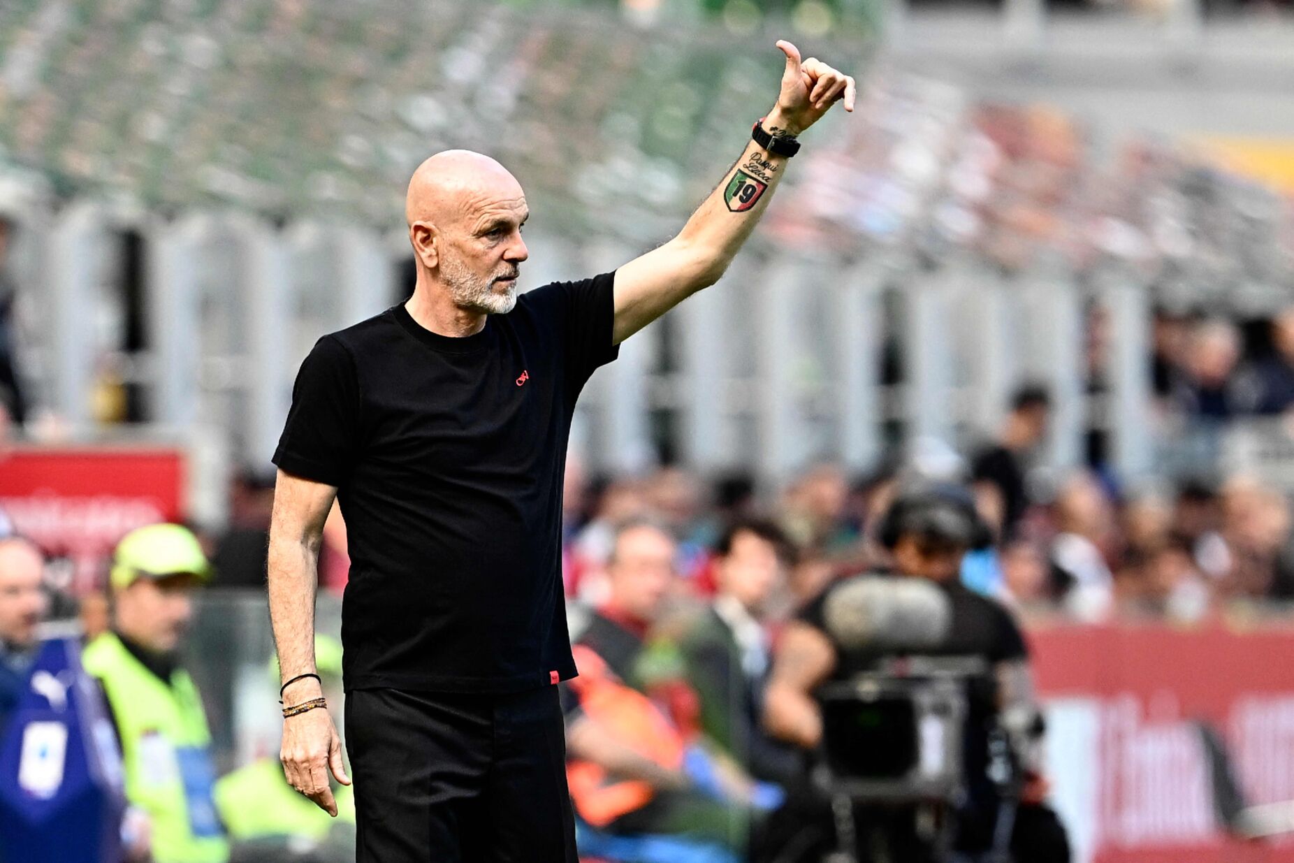 Oficial: Milan anuncia saída de Stefano Pioli do comando técnico
