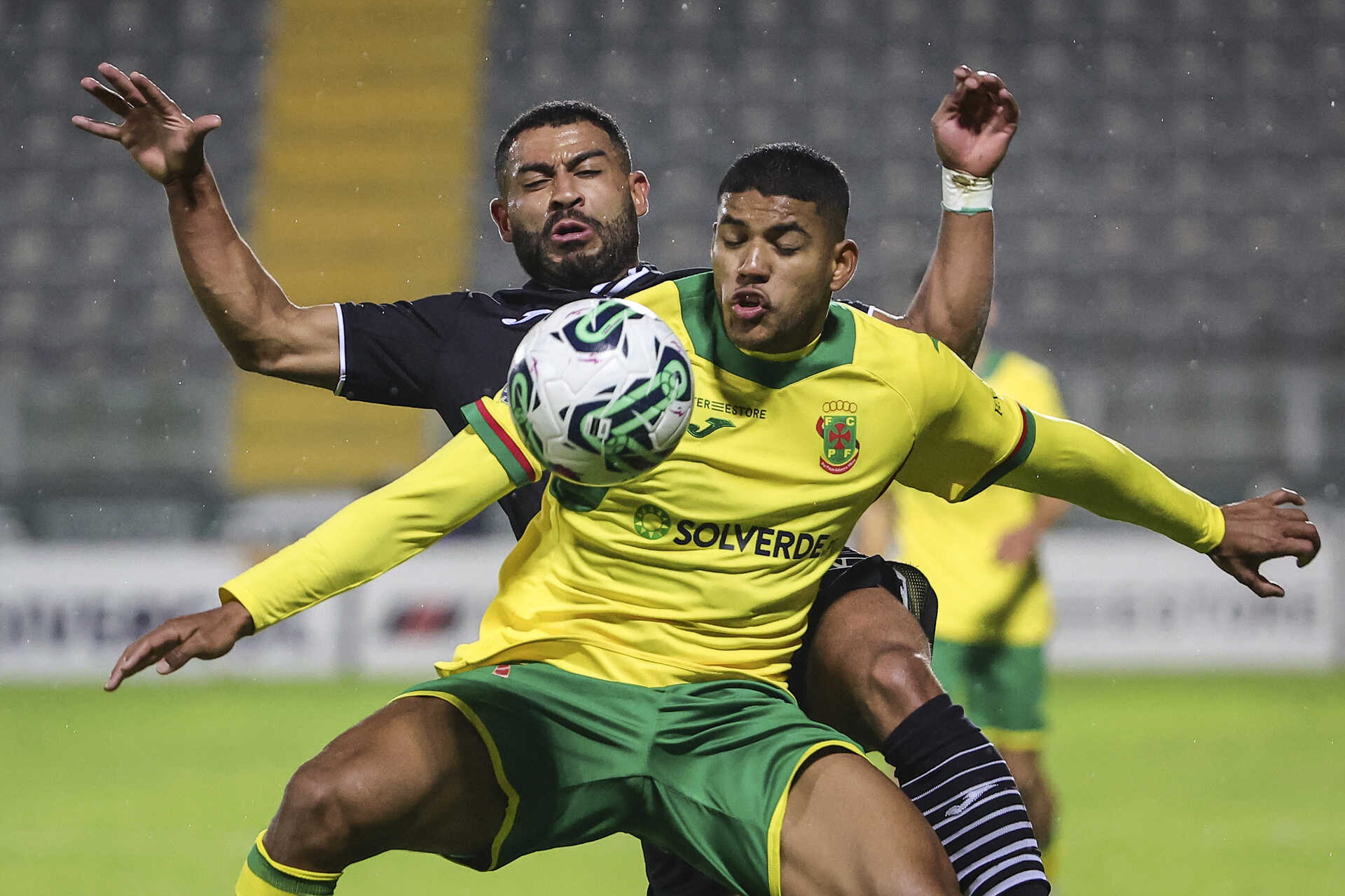 FC Porto B e Tondela empataram em jogo muito equilibrado