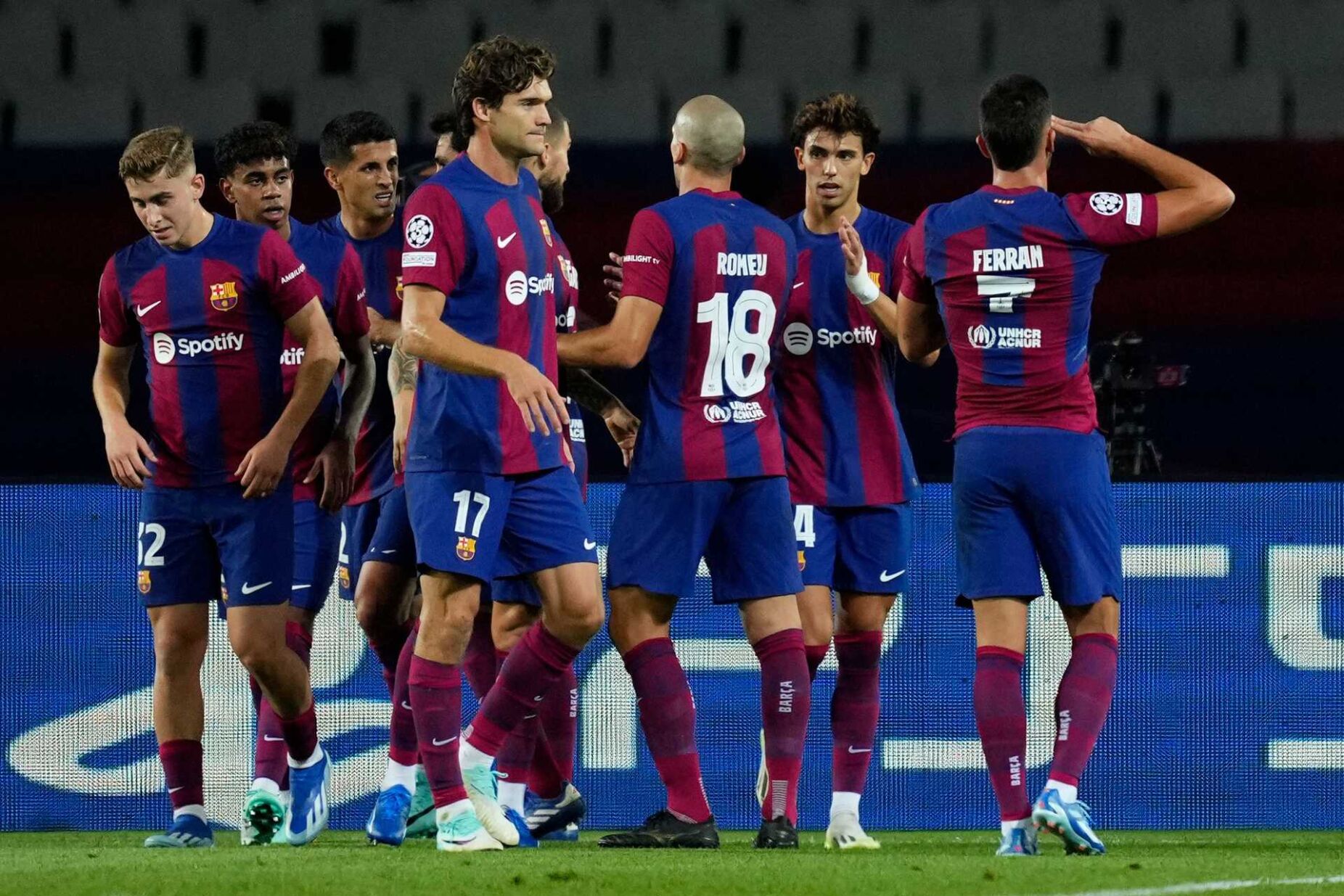 Barcelona chega aos nove pontos no grupo do Porto, mas João Félix  lesiona-se - Renascença