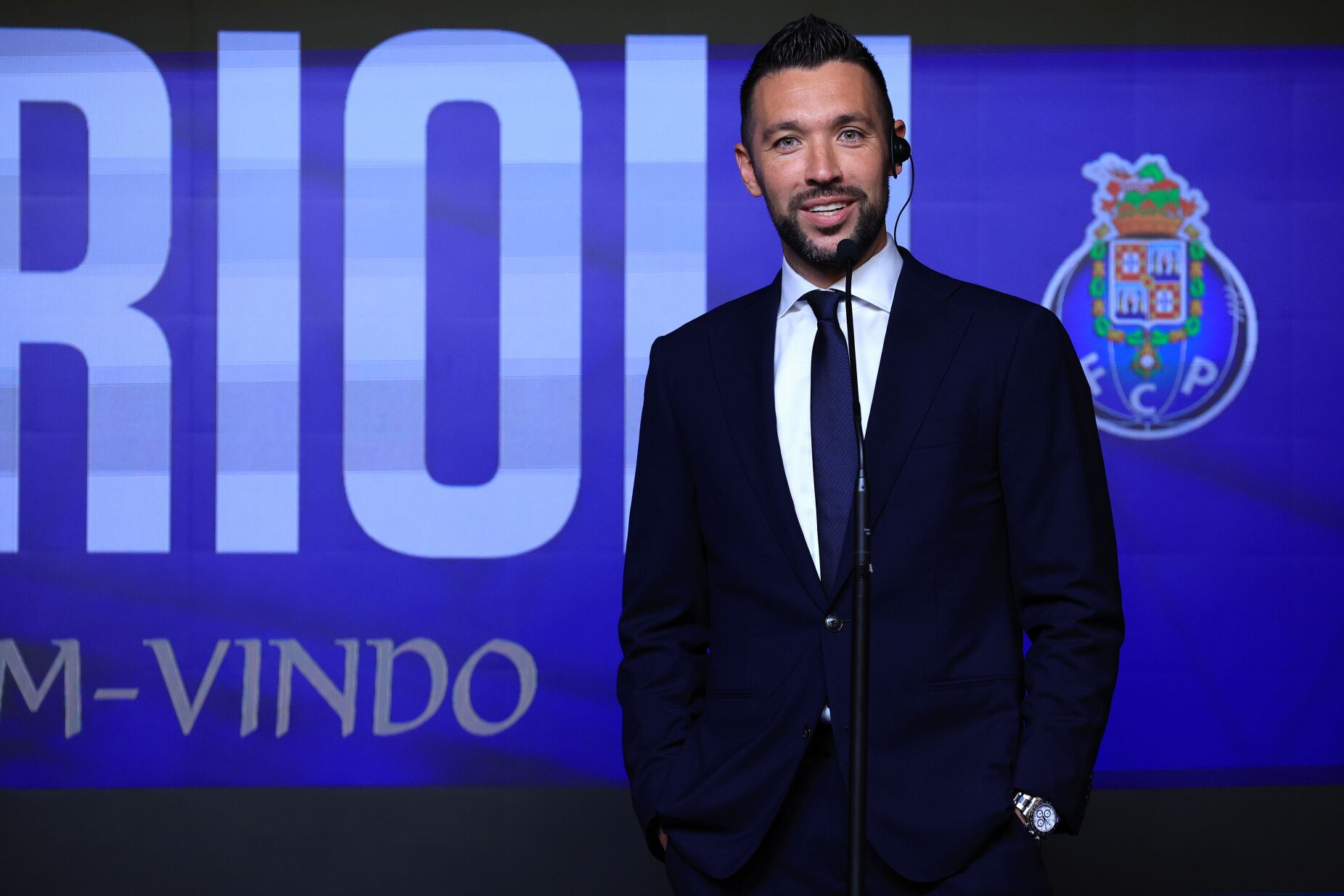 Farioli: "Há muito a fazer, desde aspetos estruturais até aos detalhes do dia a dia"