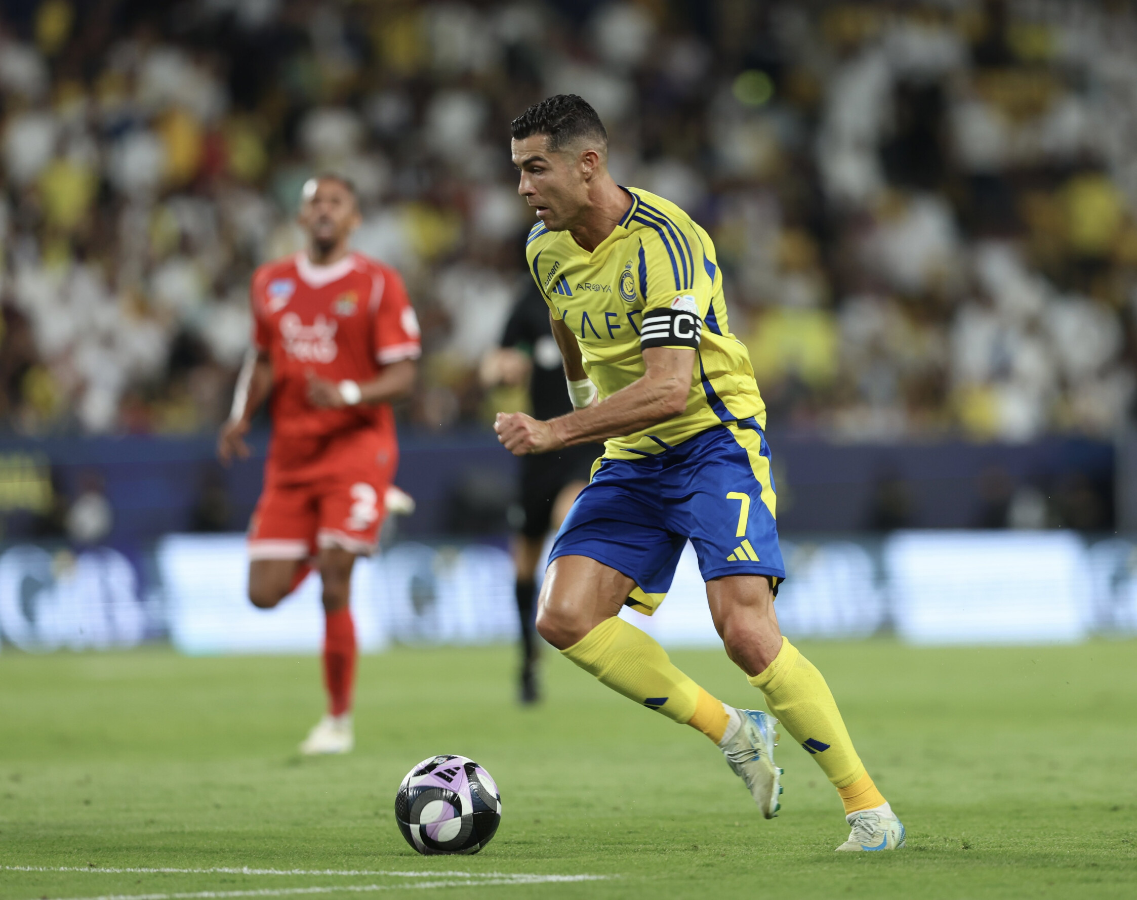 النصر، فريق كريستيانو رونالدو وأوتافيو، يحاول تجنب السفر إلى إيران بسبب الصراع مع إسرائيل.