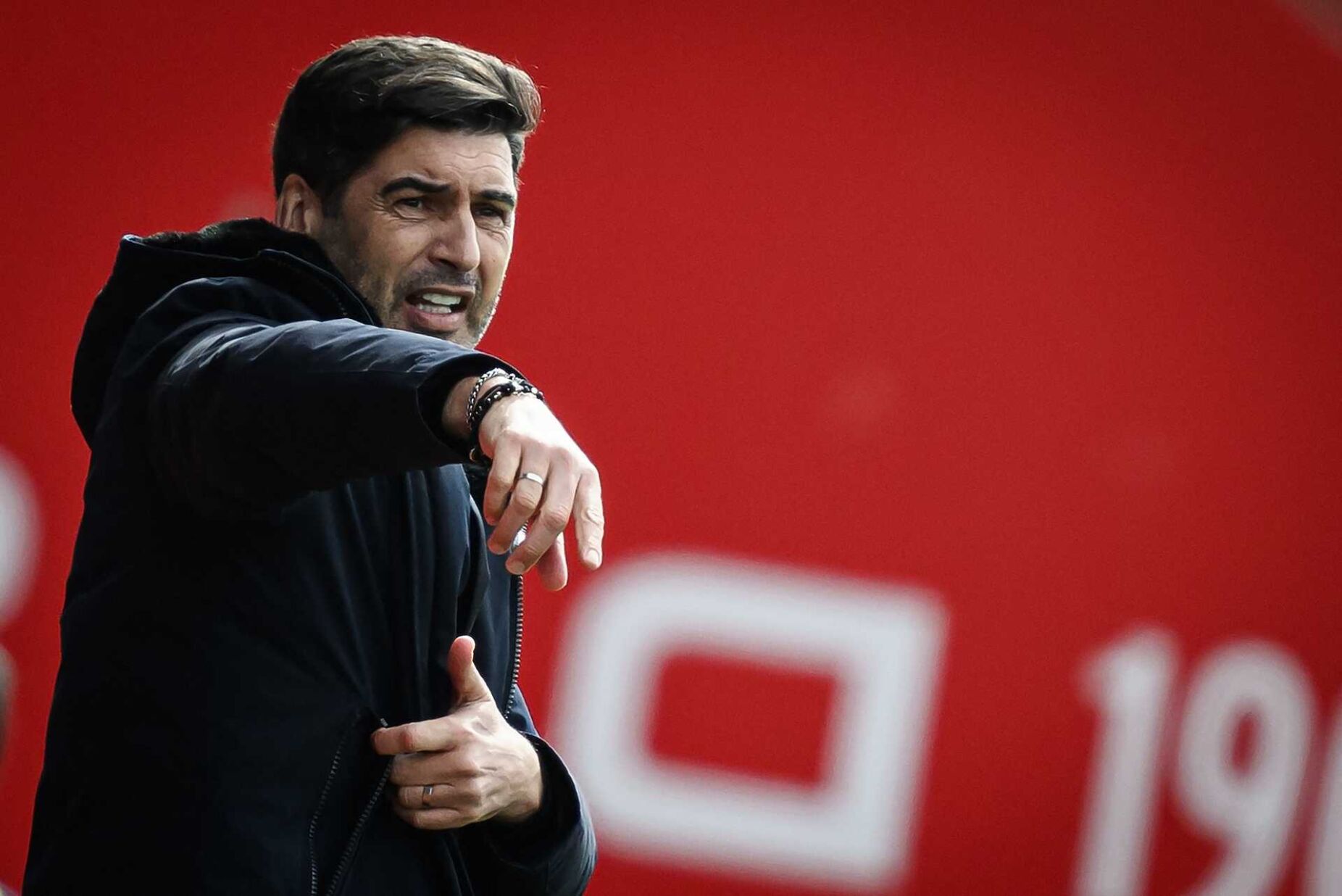 Notícia em Itália: Milan acelera por Paulo Fonseca
