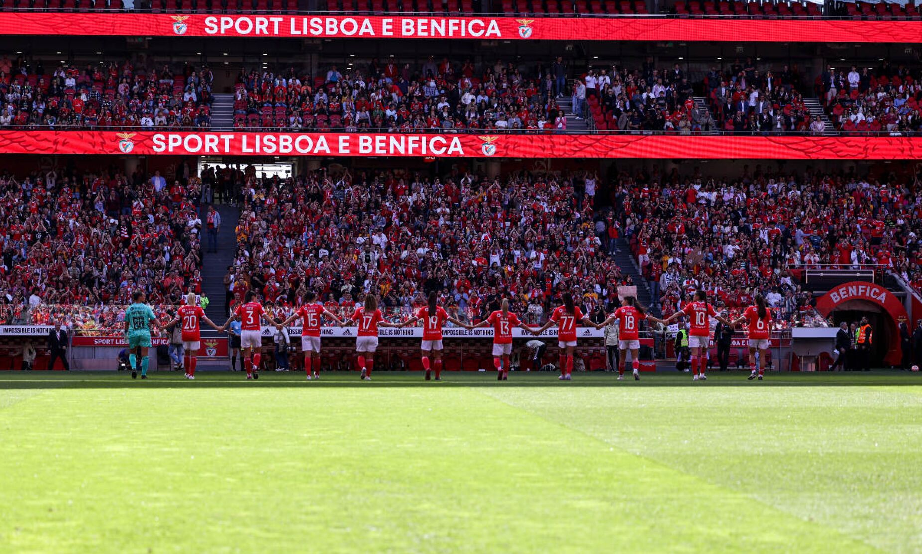 Champions feminina: Benfica defronta Eintracht Frankfurt na Luz num jogo  histórico