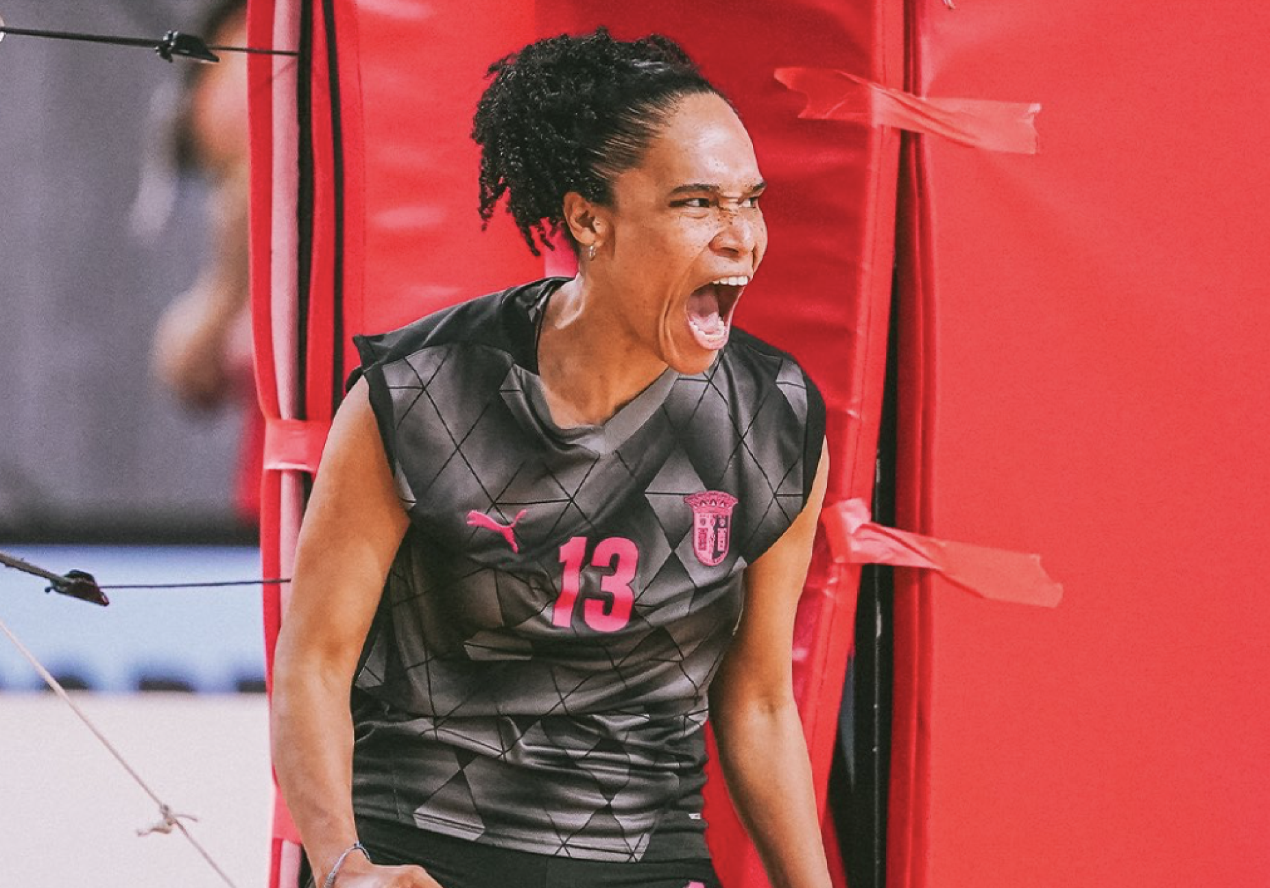 Voleibol feminino: Braga volta a vencer Benfica e está a um triunfo do título