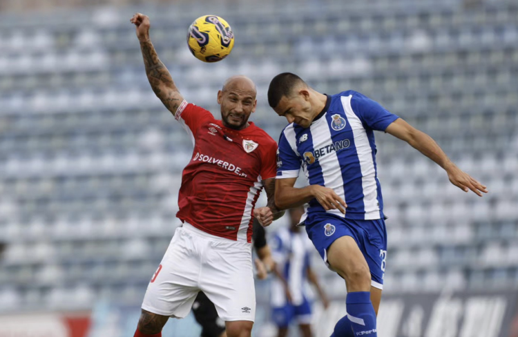 Basquetebol: FC Porto vence nos Açores e cola-se ao Sporting