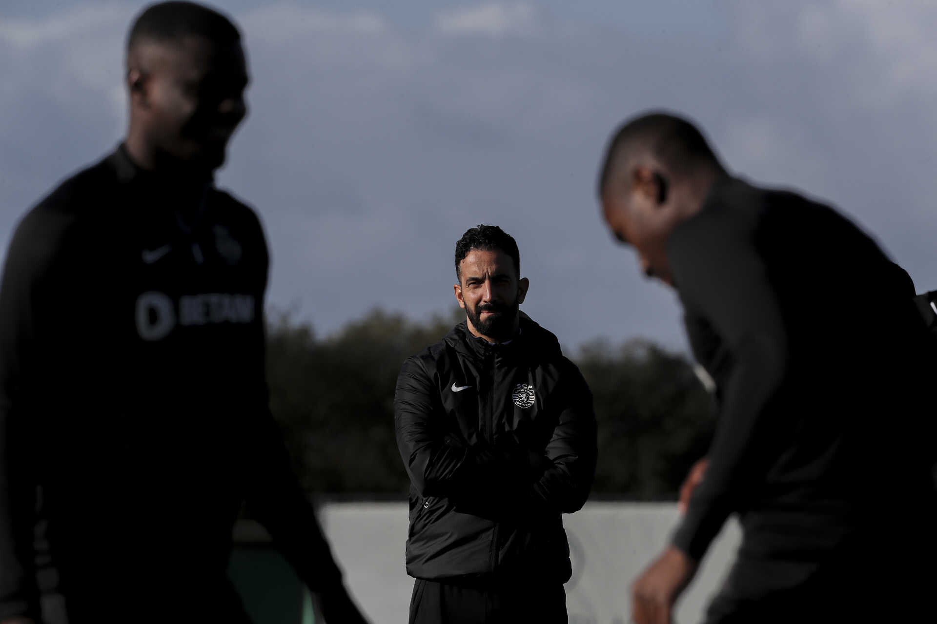 Diomande e Geny Catamo falham cinco jogos do Sporting, a começar