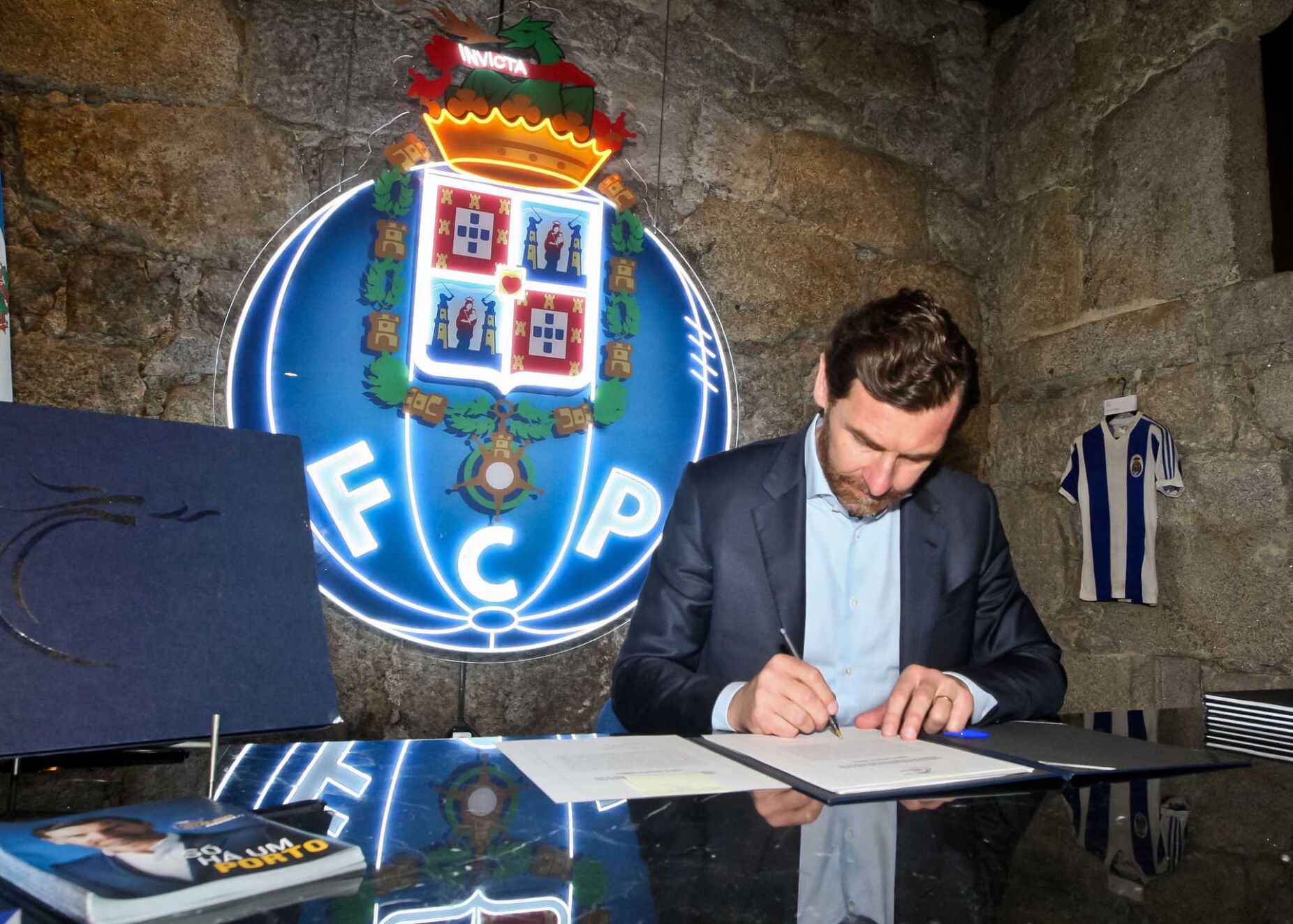 Villas-Boas e as críticas à Academia no Olival: "Não somos pacóvios, sabemos observar..."