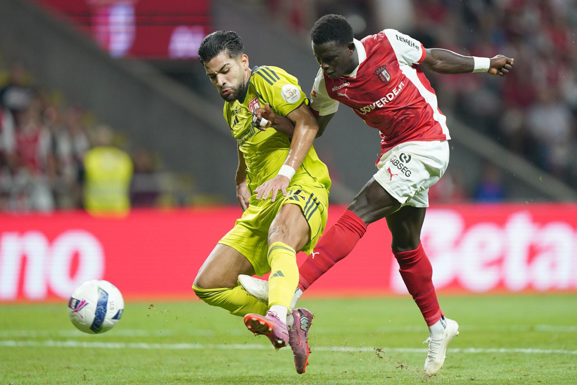 Venda de Roger confirma tendência: Braga ao lado de Bayern, City e Real Madrid