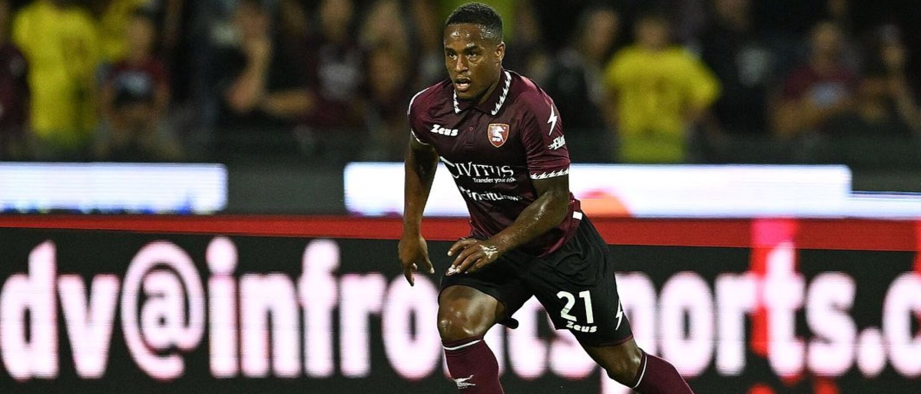 Jovane a O JOGO: "Tive um pouco de azar, mas posso fazer muitos golos"