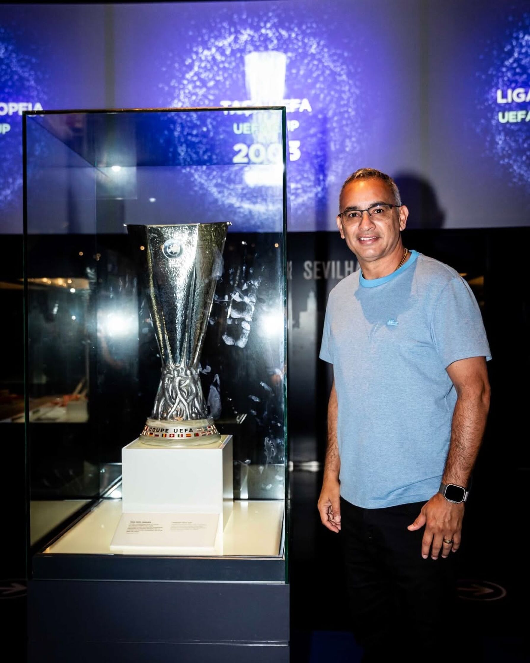 Clayton regressa ao FC Porto 22 anos depois... para ver a Taça UEFA