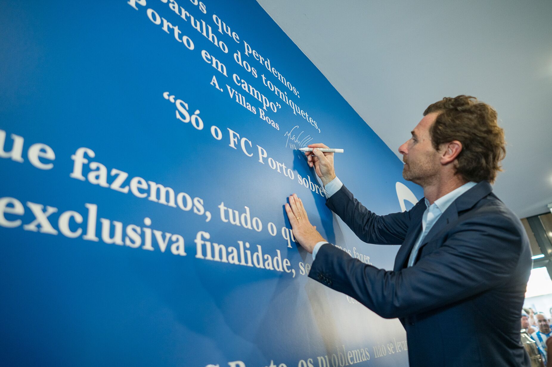 Villas-Boas fala em "resultados algo surpreendentes" na auditoria