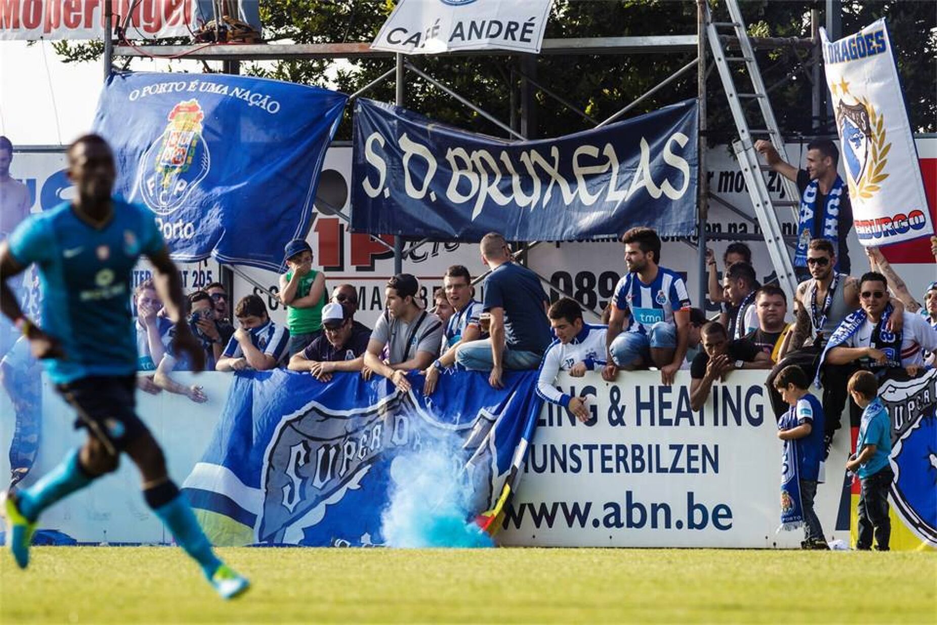 Super Dragões de Bruxelas sem bilhetes para o jogo com o Anderlecht